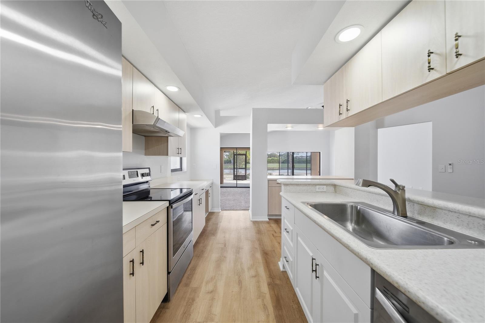 1831 E DEL WEBB BLVD, SUN CITY CENTER, FL, 33573