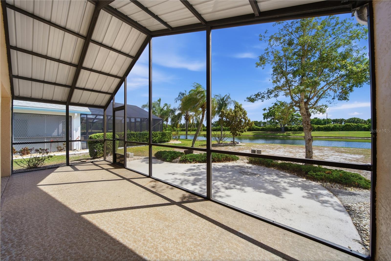 1831 E DEL WEBB BLVD, SUN CITY CENTER, FL, 33573