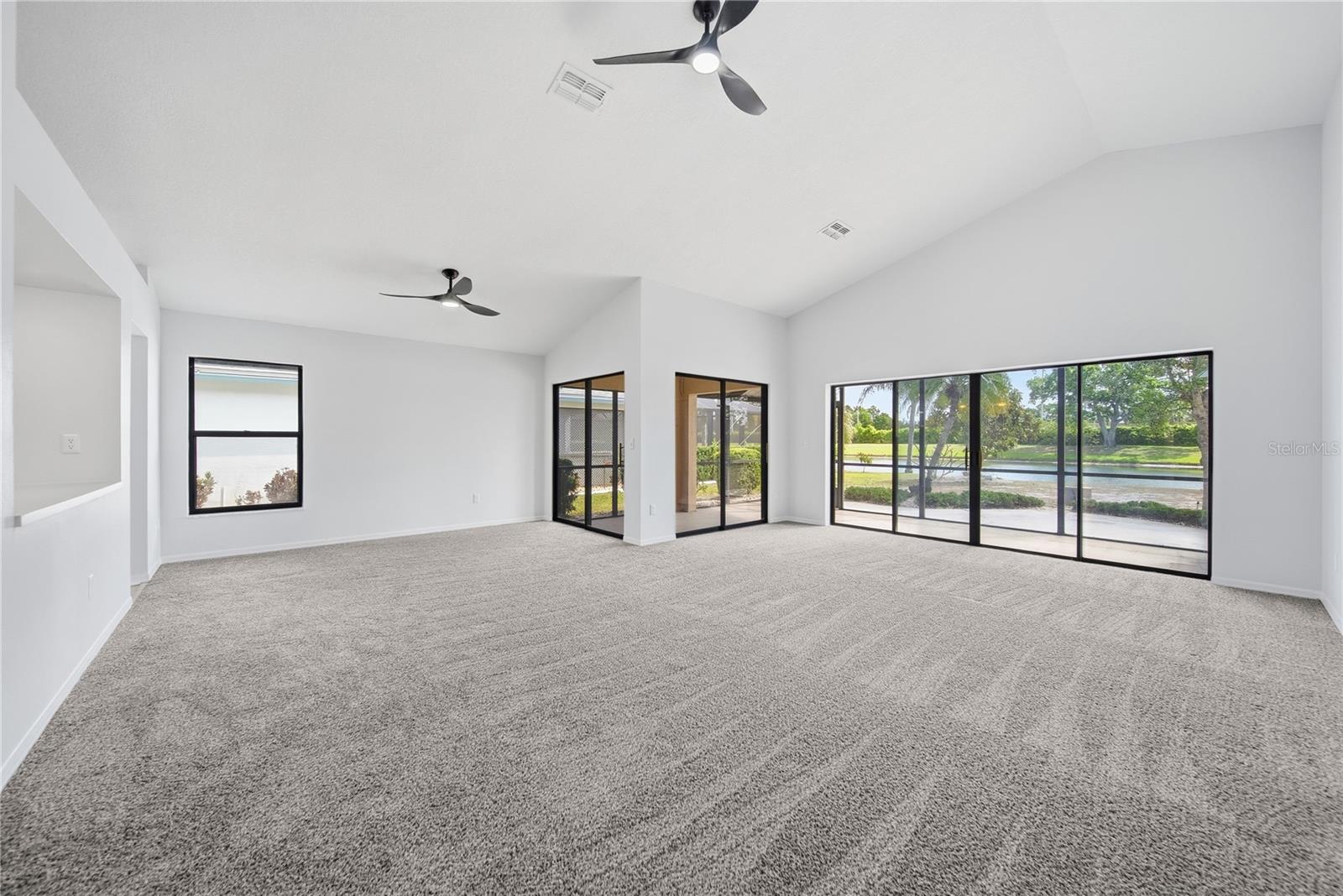 1831 E DEL WEBB BLVD, SUN CITY CENTER, FL, 33573