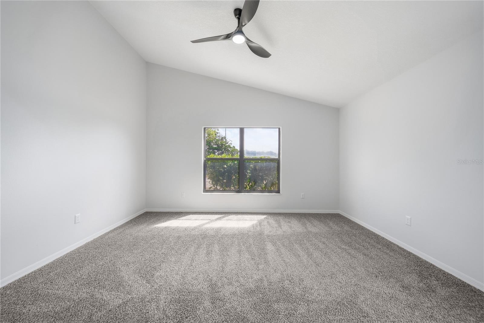 1831 E DEL WEBB BLVD, SUN CITY CENTER, FL, 33573