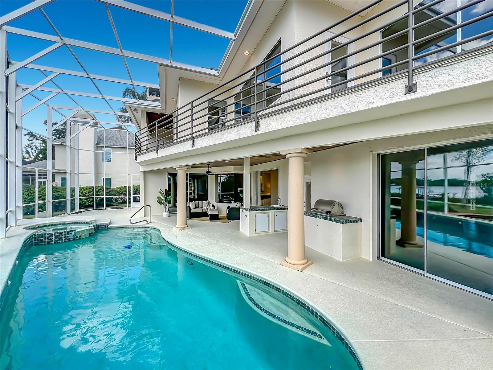 1861 EDGEWATER DR, MOUNT DORA, FL, 32757