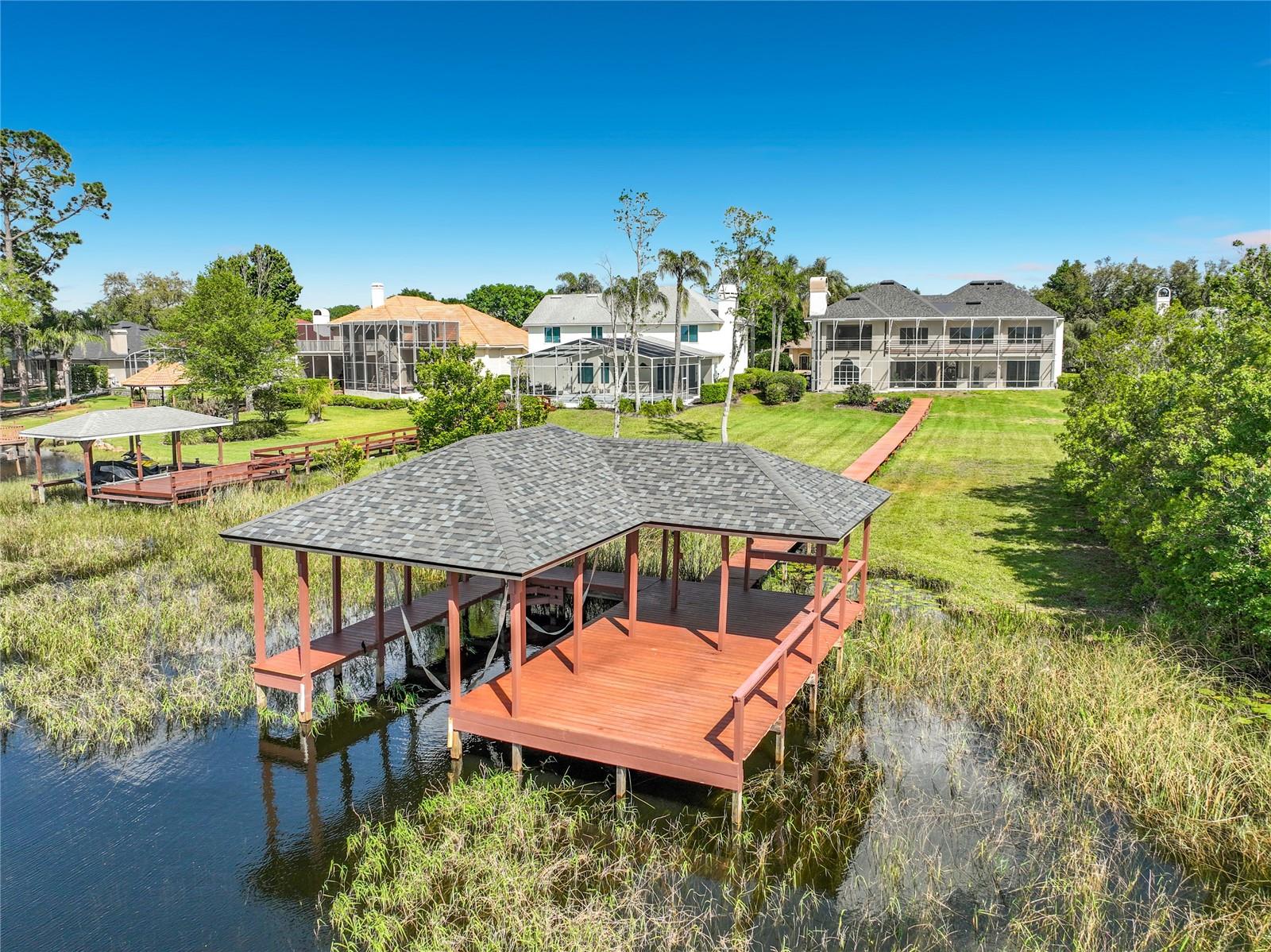 1861 EDGEWATER DR, MOUNT DORA, FL, 32757