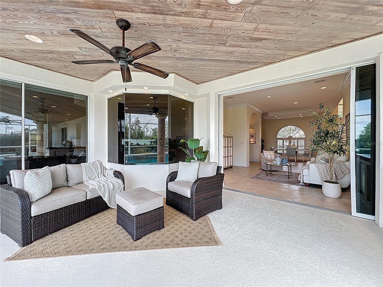 1861 EDGEWATER DR, MOUNT DORA, FL, 32757