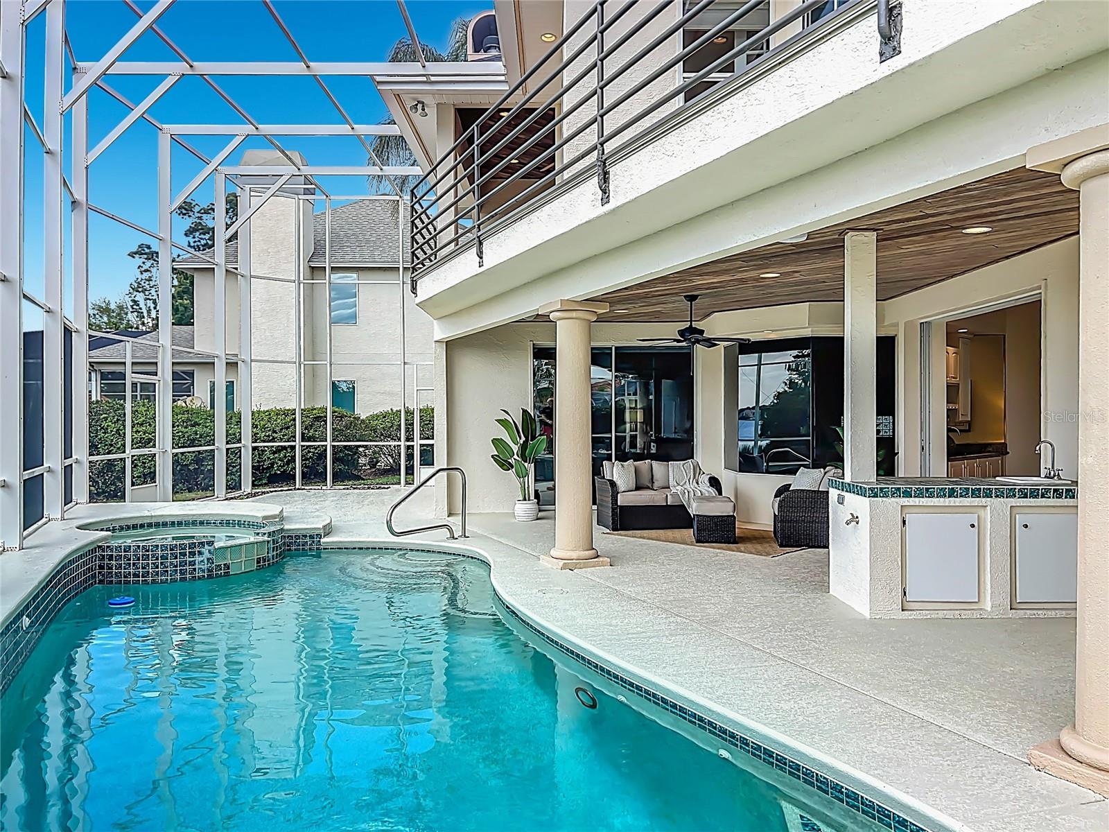 1861 EDGEWATER DR, MOUNT DORA, FL, 32757