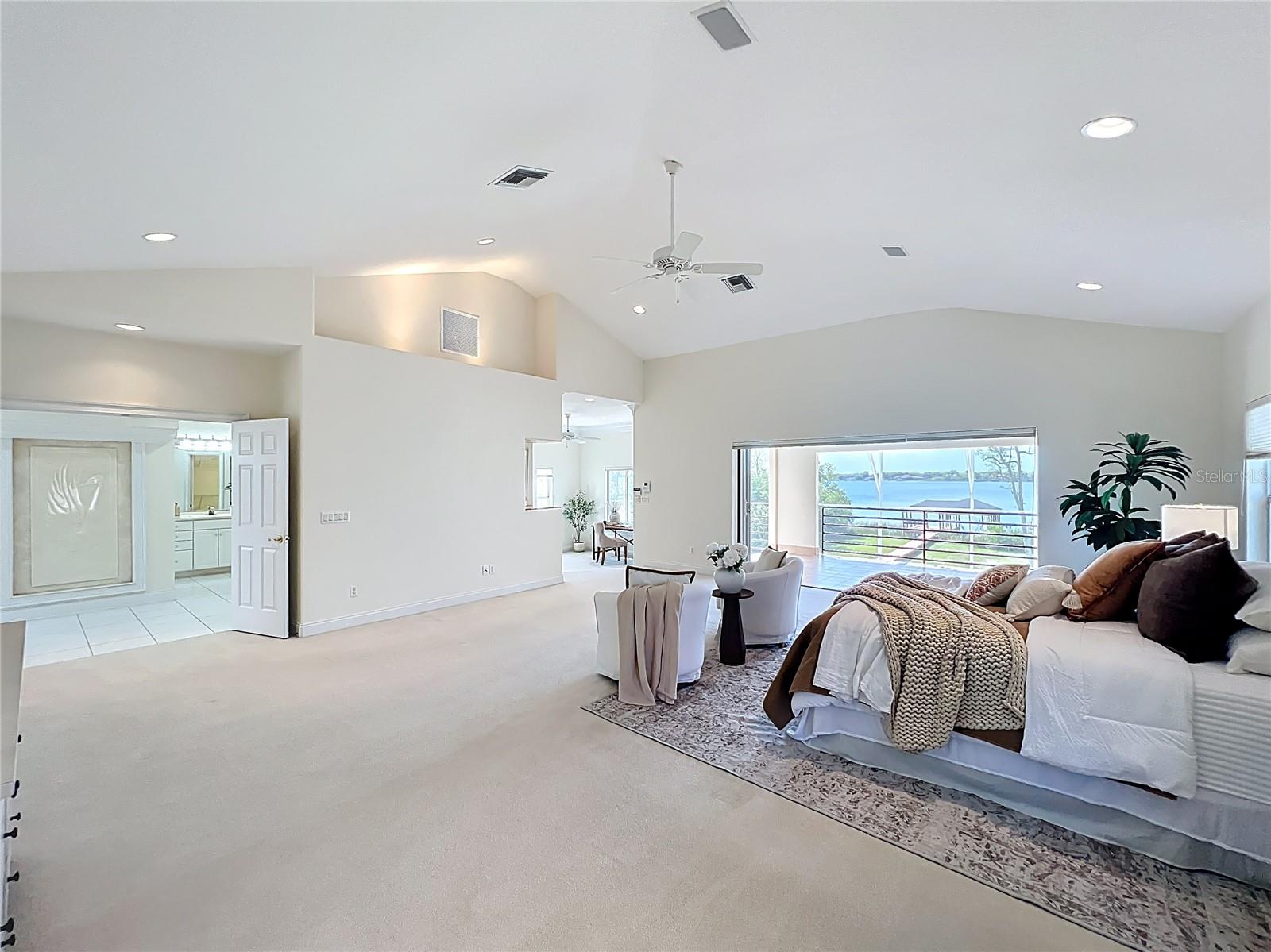 1861 EDGEWATER DR, MOUNT DORA, FL, 32757