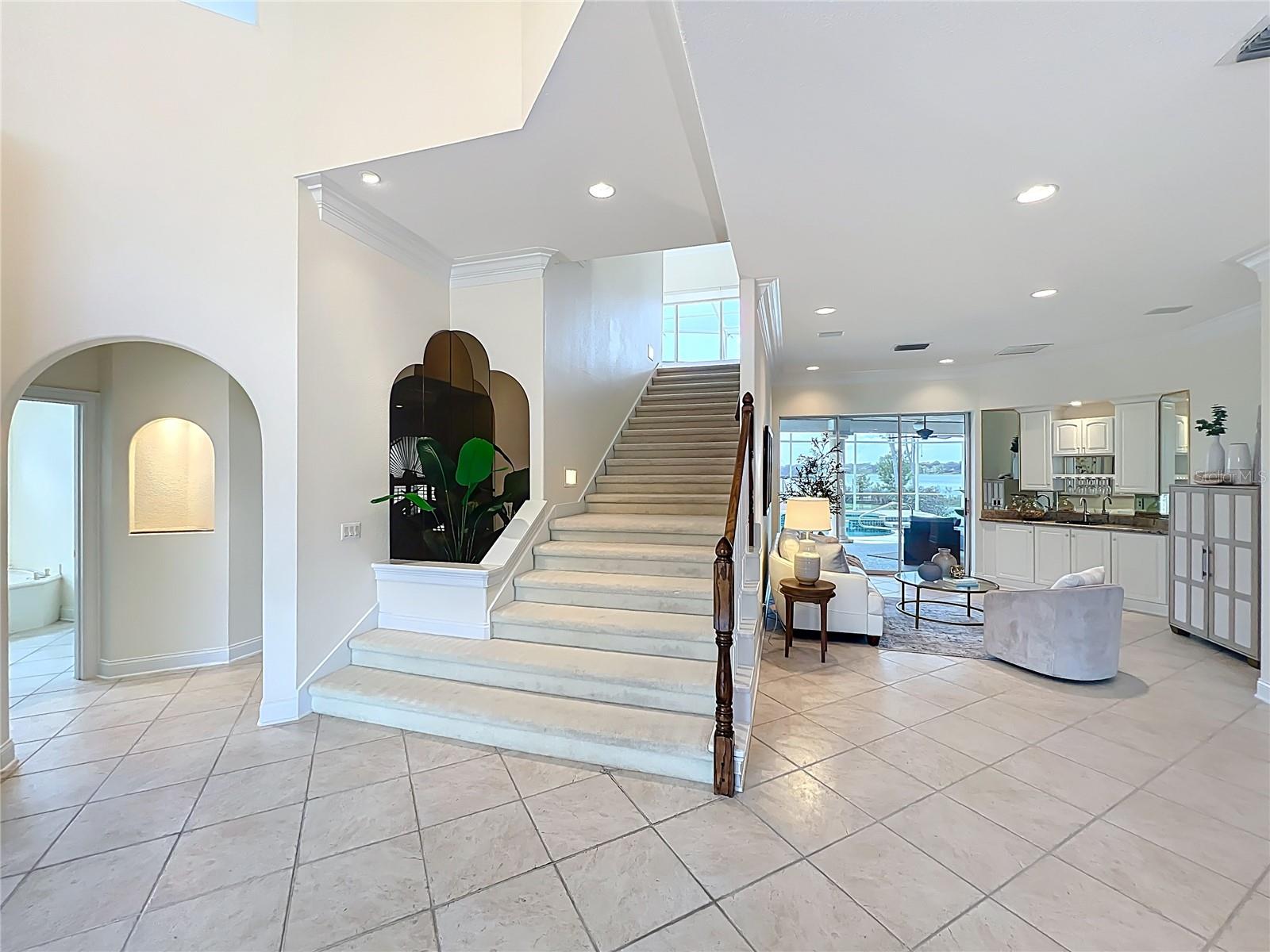 1861 EDGEWATER DR, MOUNT DORA, FL, 32757