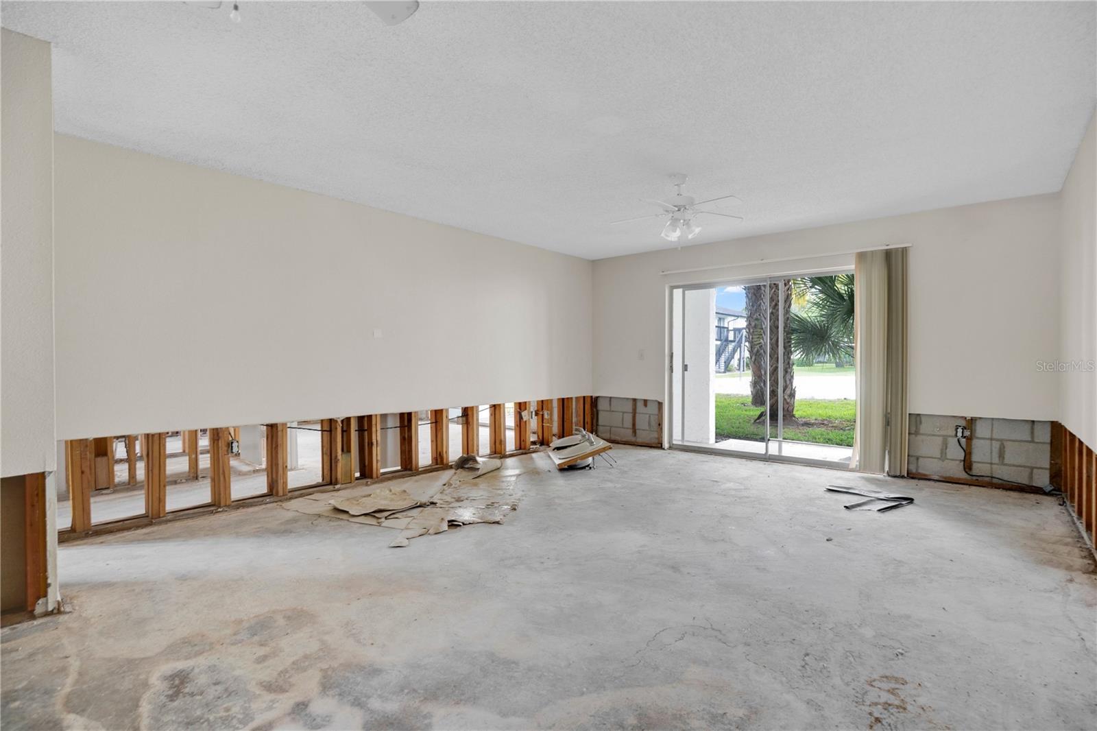 4111 S SEMORAN BLVD #16, ORLANDO, FL, 32822