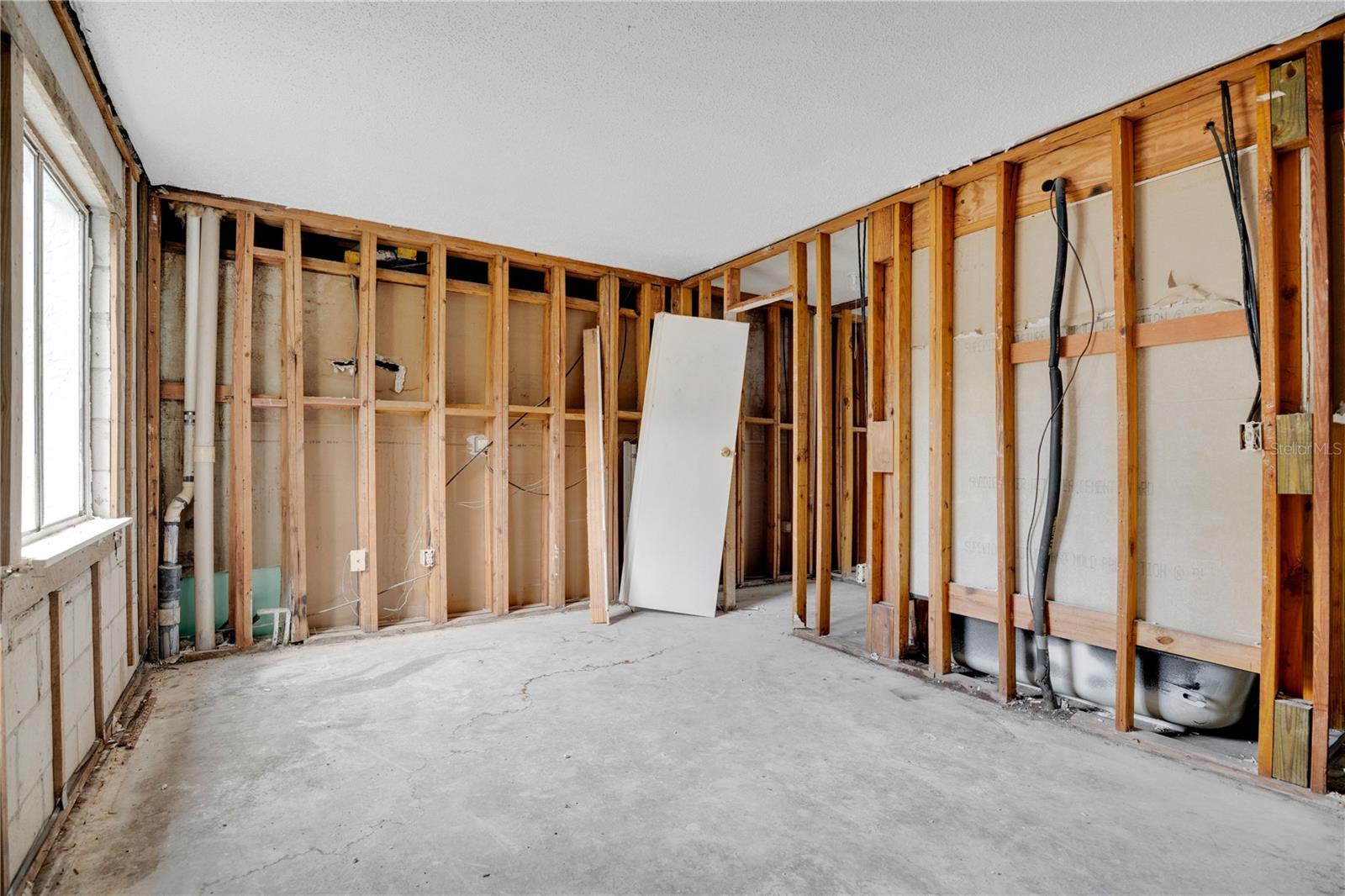 4111 S SEMORAN BLVD #16, ORLANDO, FL, 32822