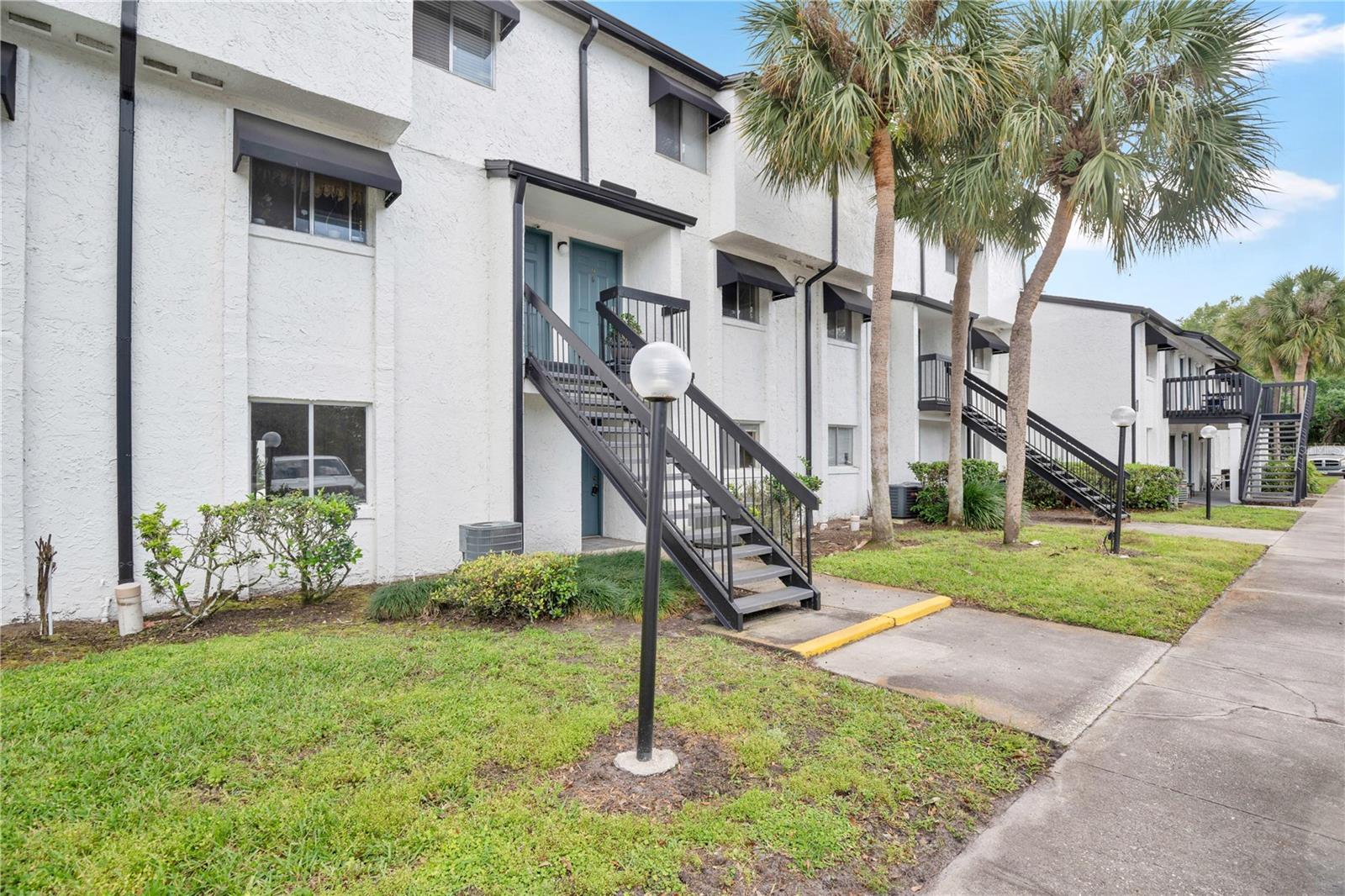 4111 S SEMORAN BLVD #16, ORLANDO, FL, 32822
