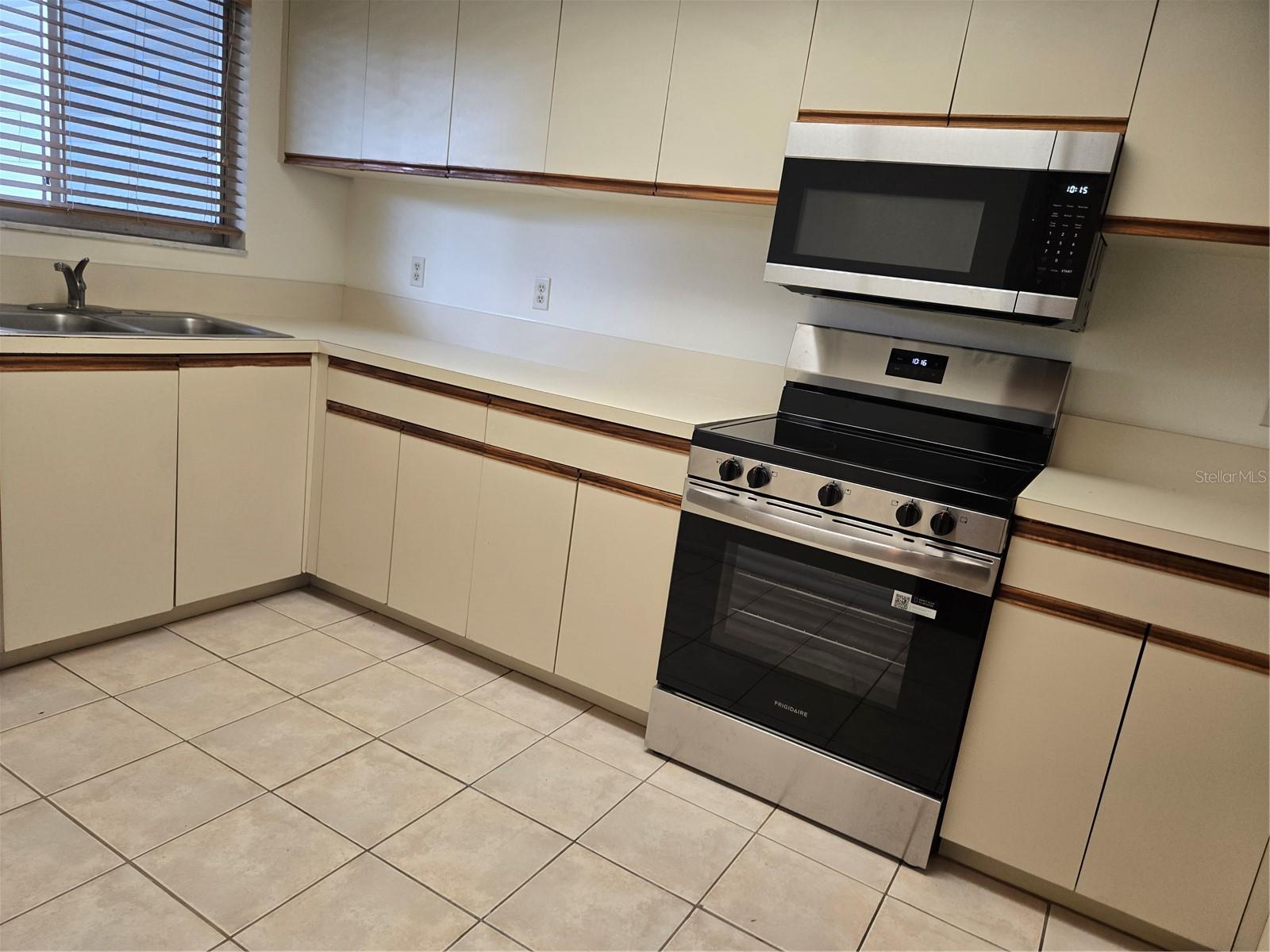 251 FENWICK DR #14, VENICE, FL, 34285