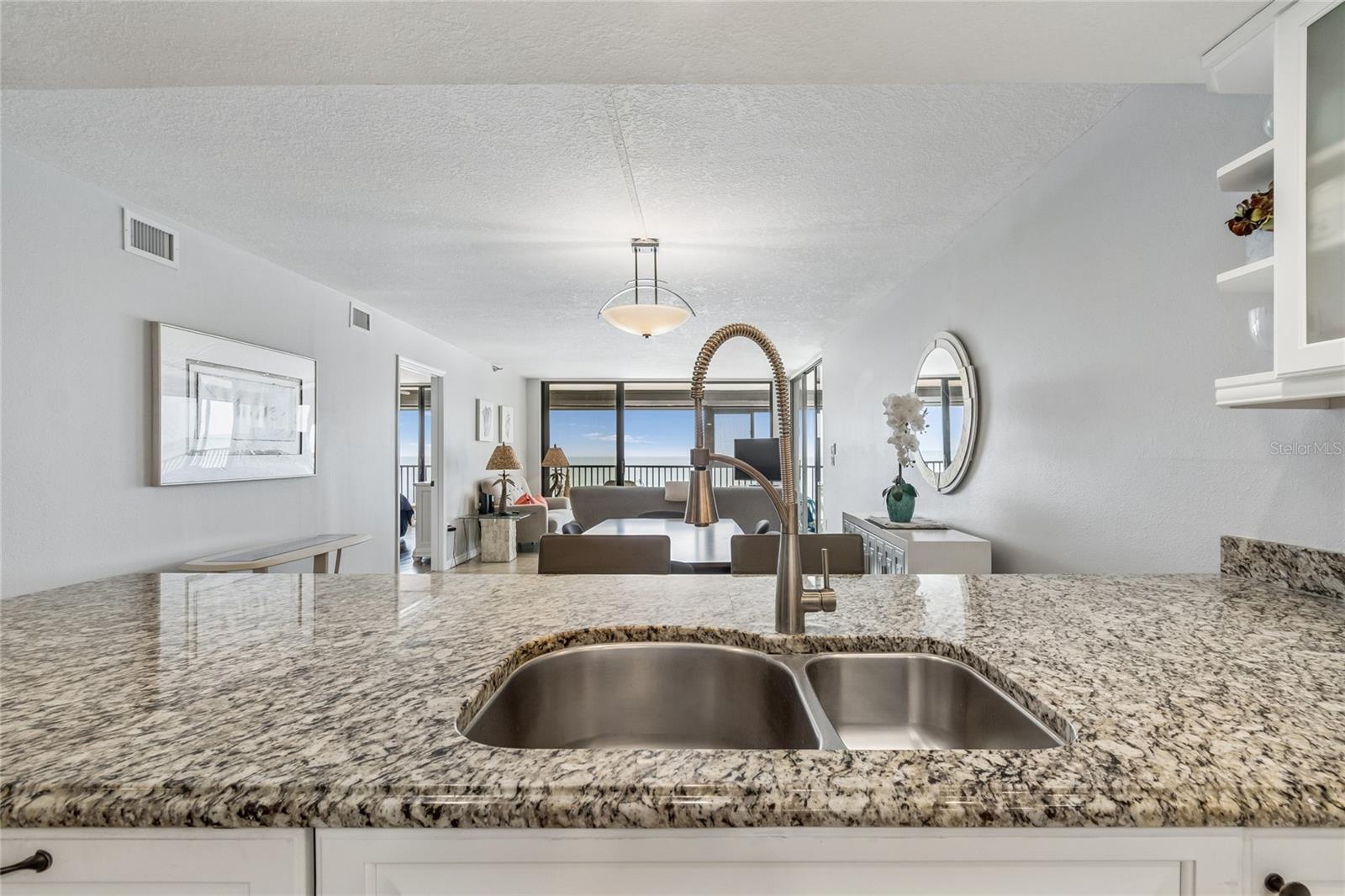15400 GULF BLVD #402, MADEIRA BEACH, FL, 33708