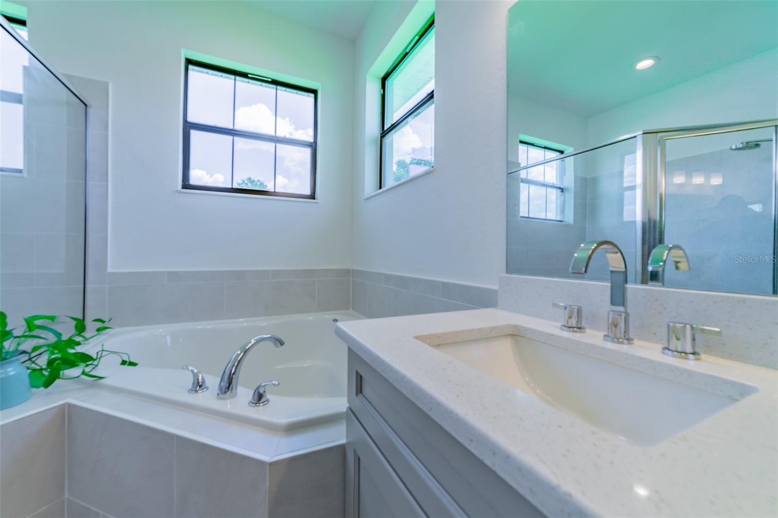 570 SANCTUARY BLVD, WINTER HAVEN, FL, 33881