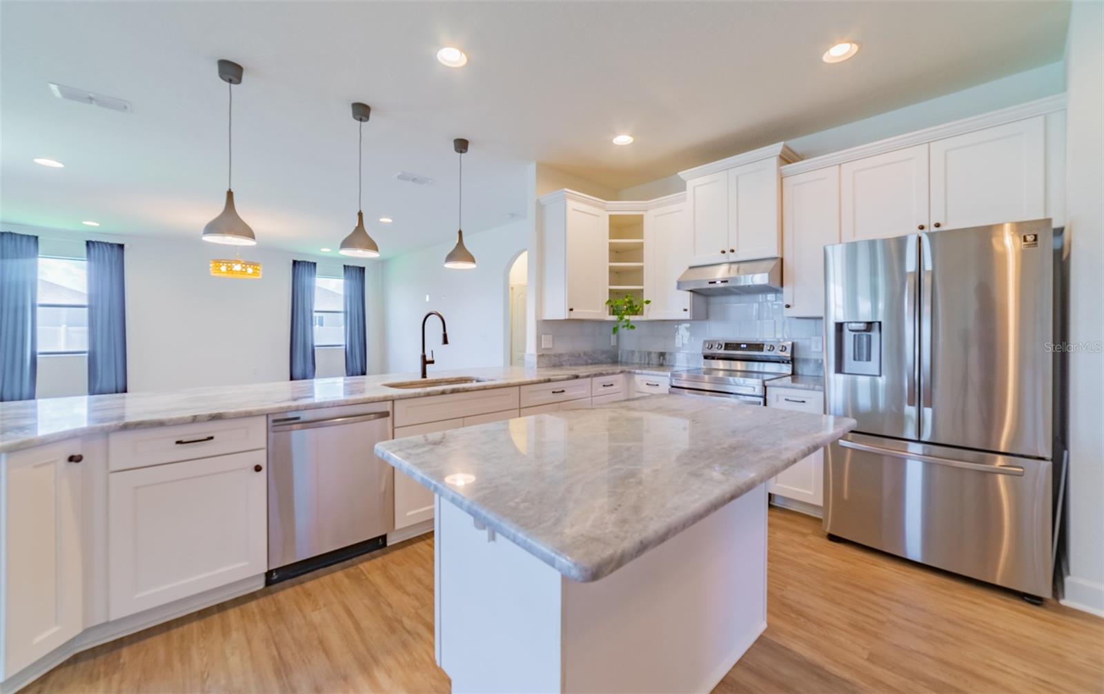 570 SANCTUARY BLVD, WINTER HAVEN, FL, 33881