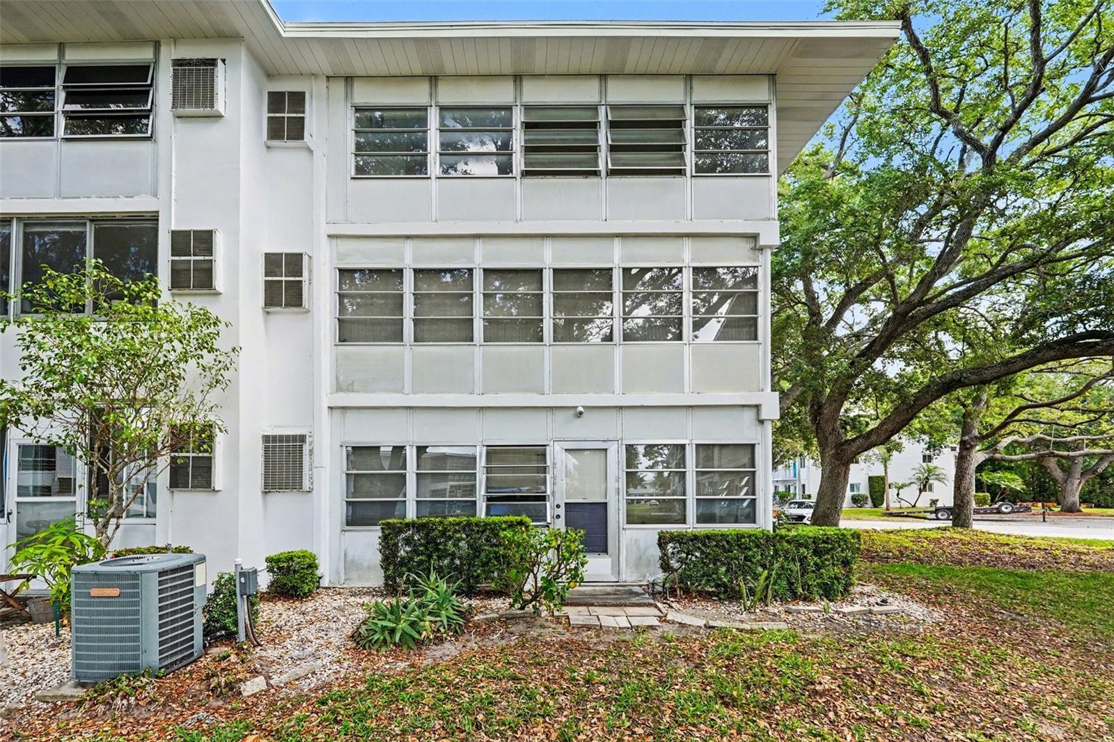 8402 111TH ST N #101, SEMINOLE, FL, 33772