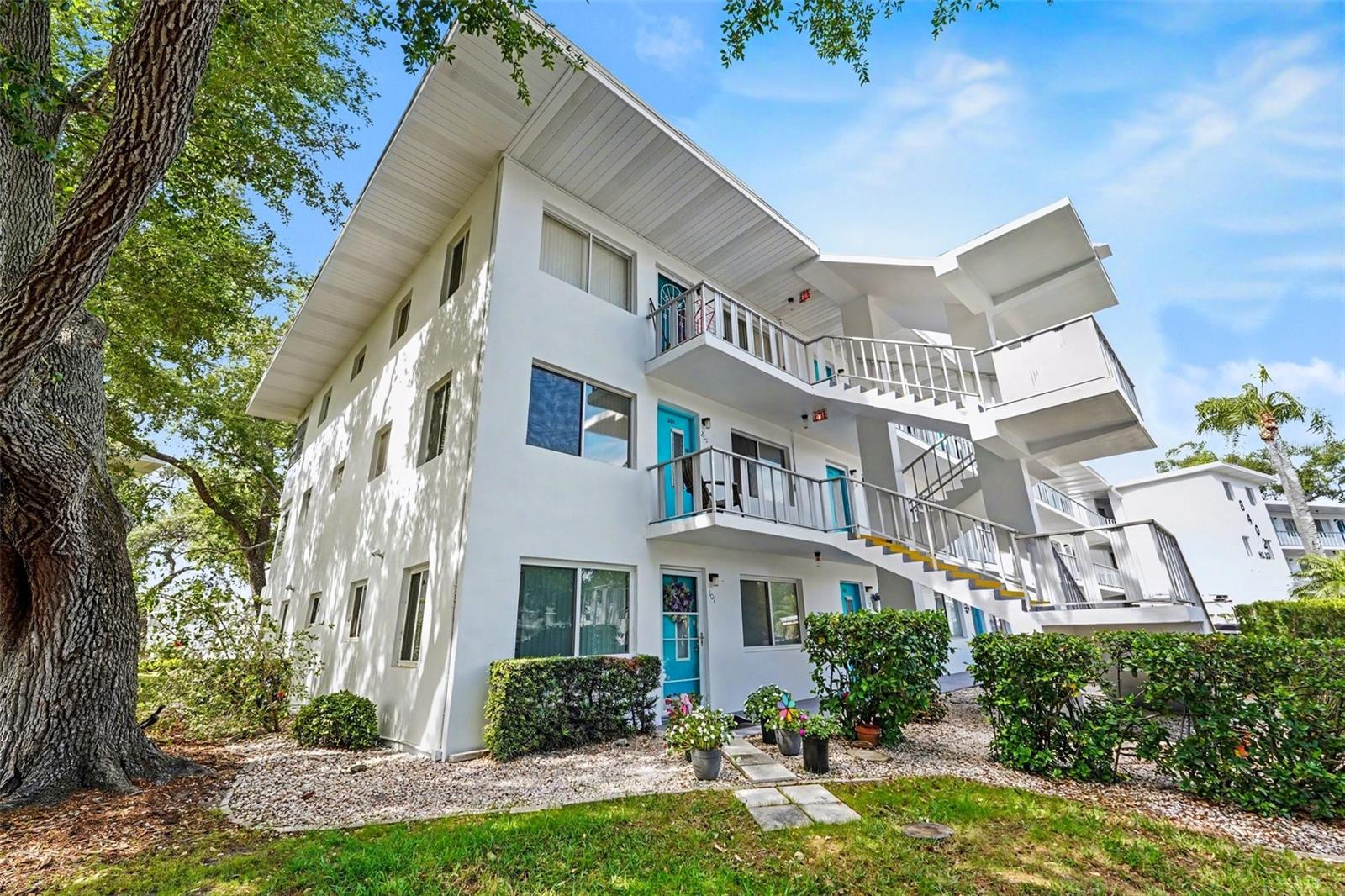 8402 111TH ST N #101, SEMINOLE, FL, 33772