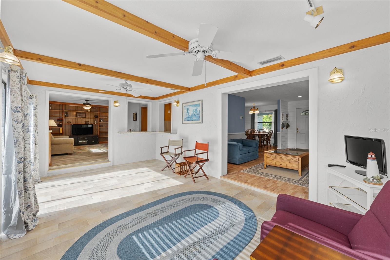 140 VALLEY CIR, BRANDON, FL, 33510