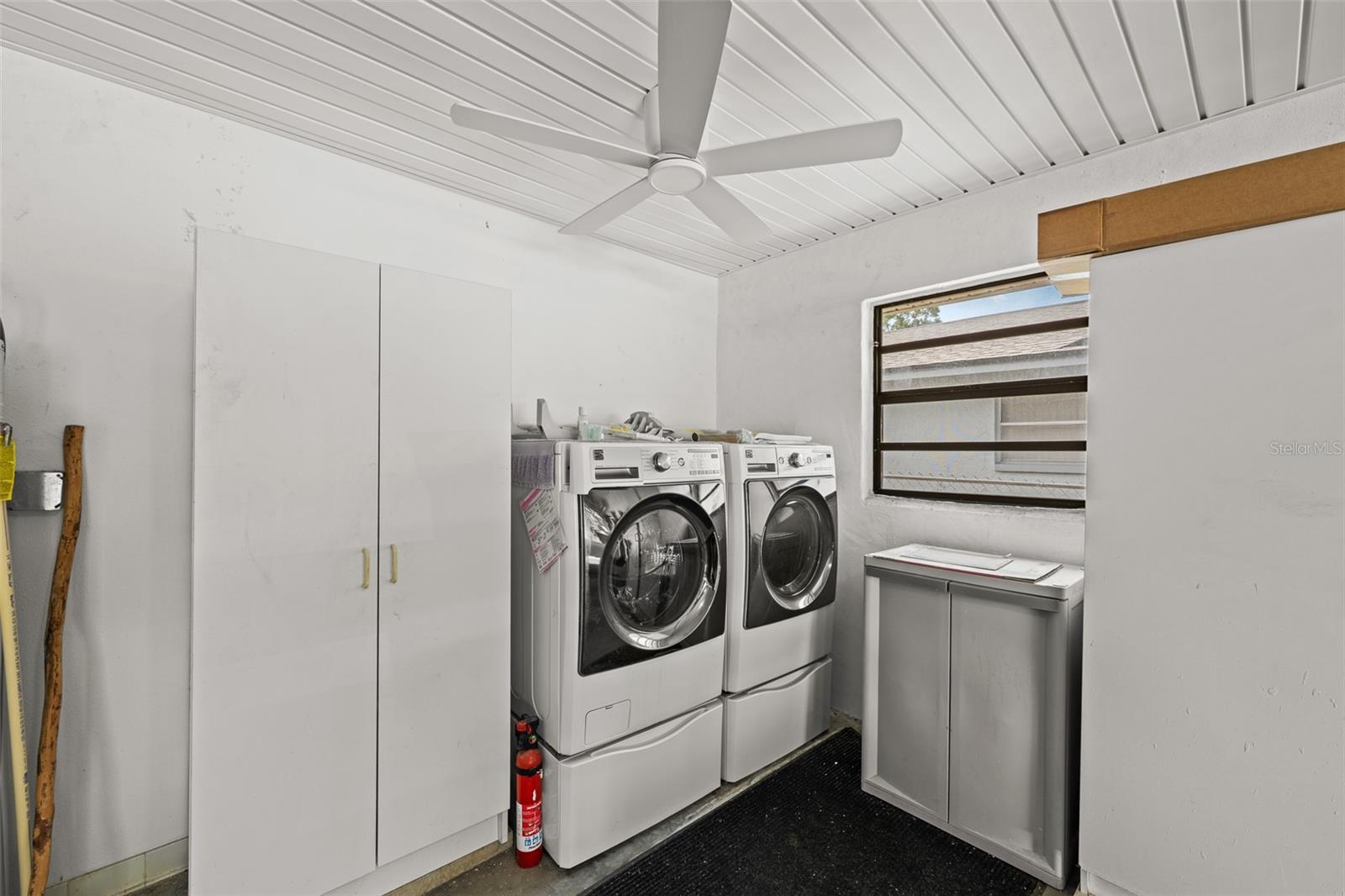 140 VALLEY CIR, BRANDON, FL, 33510