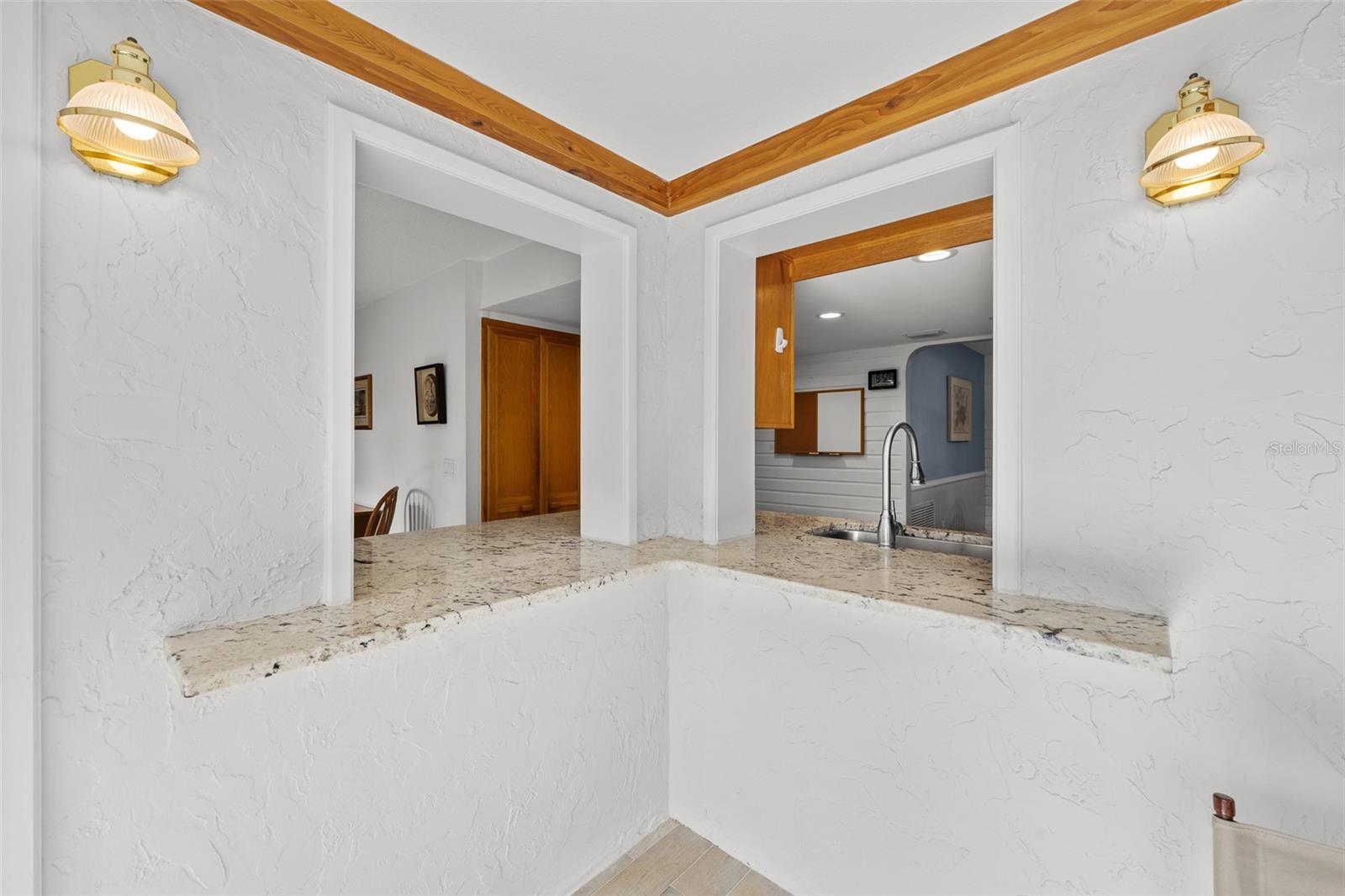 140 VALLEY CIR, BRANDON, FL, 33510