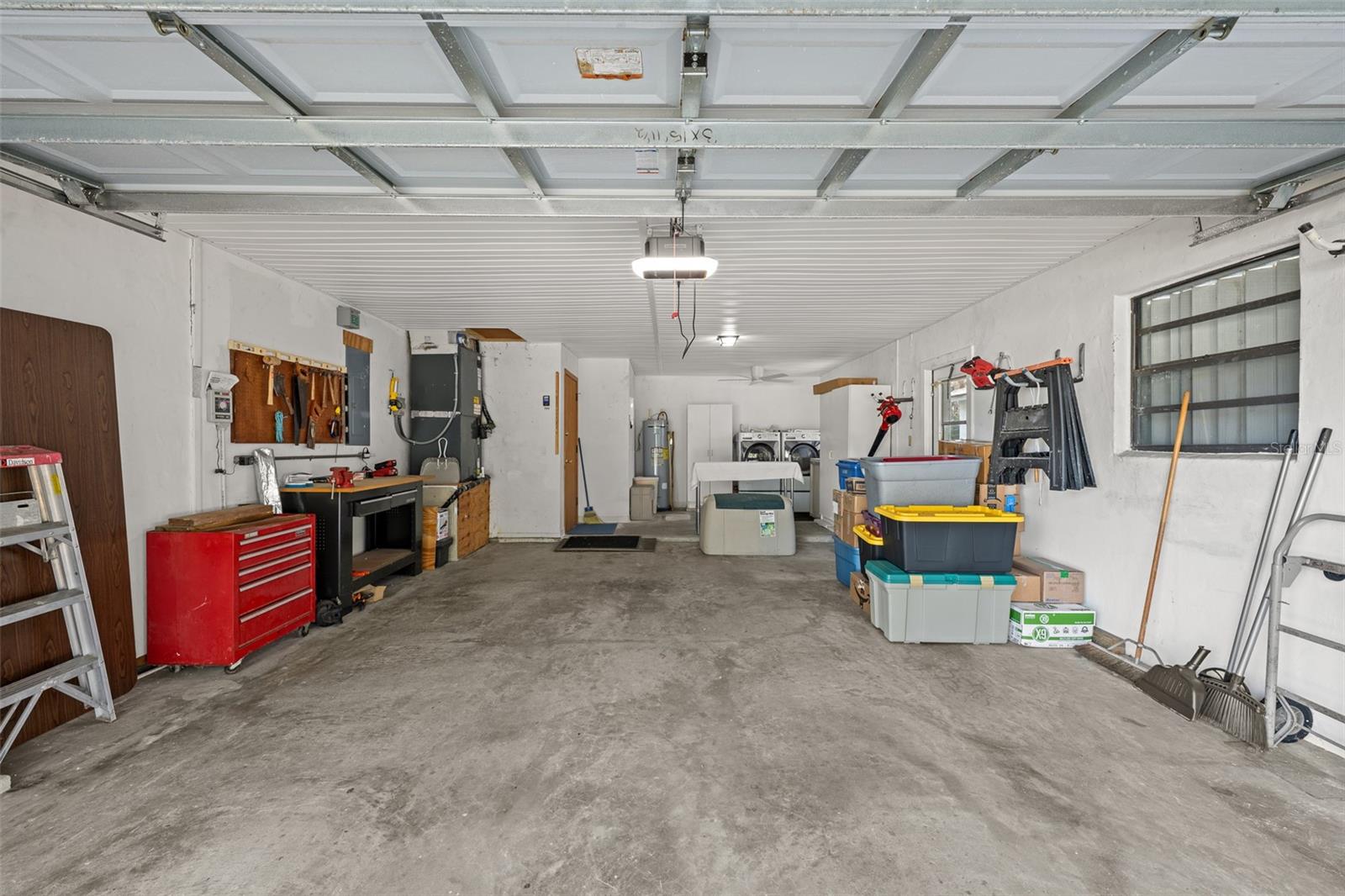 140 VALLEY CIR, BRANDON, FL, 33510