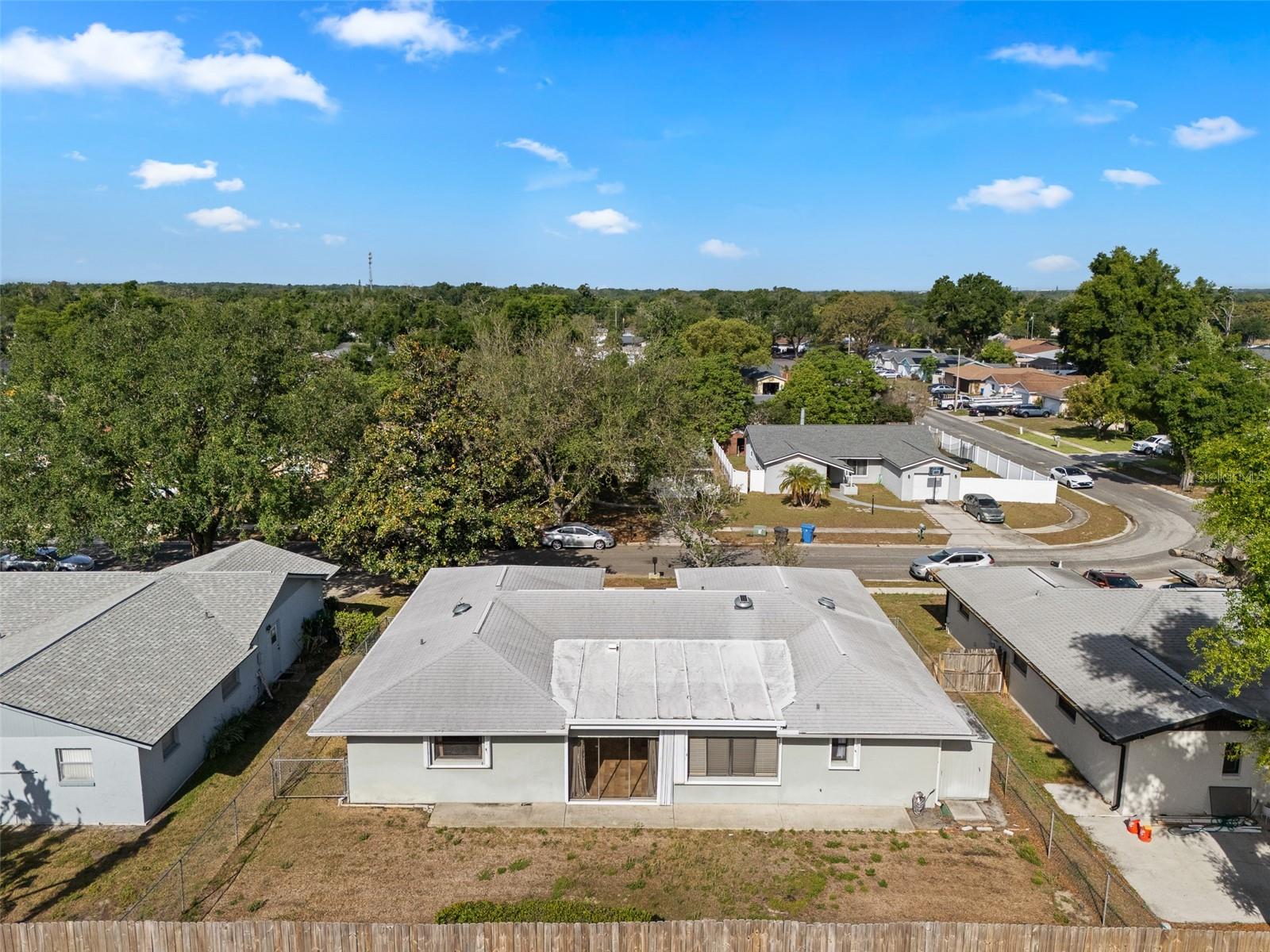 140 VALLEY CIR, BRANDON, FL, 33510