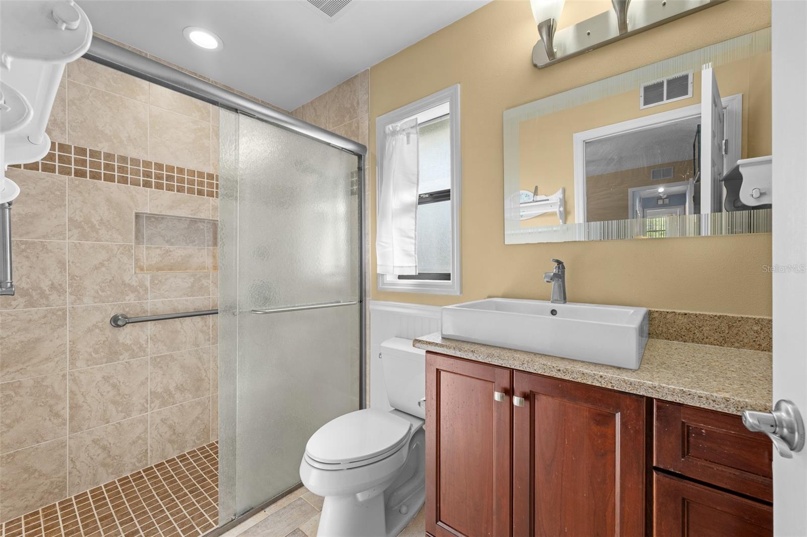 140 VALLEY CIR, BRANDON, FL, 33510