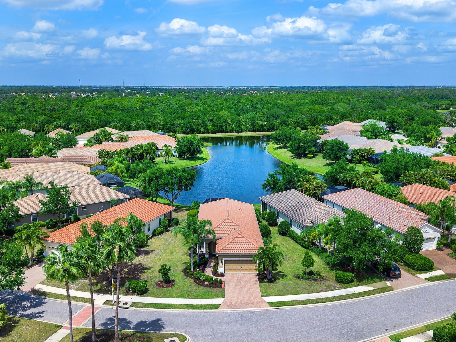 7263 BELLEISLE GLN, LAKEWOOD RANCH, FL, 34202