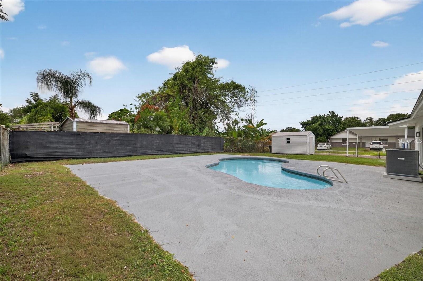 8609 FISH LAKE RD, TAMPA, FL, 33619