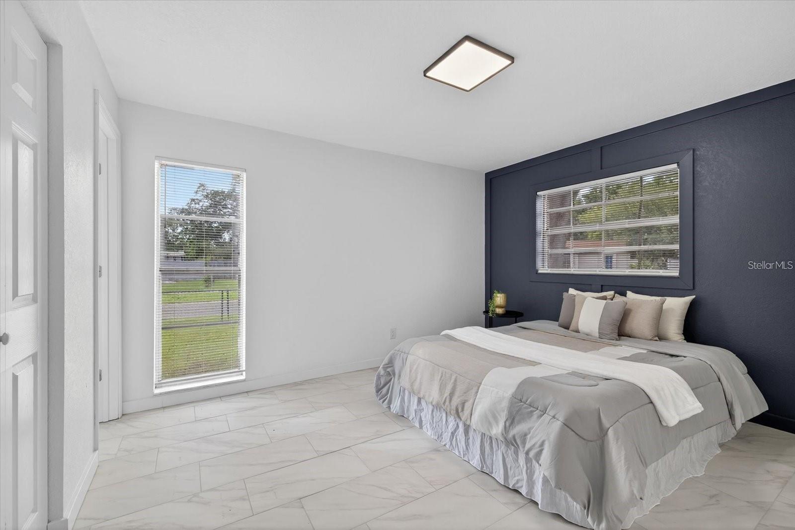 8609 FISH LAKE RD, TAMPA, FL, 33619