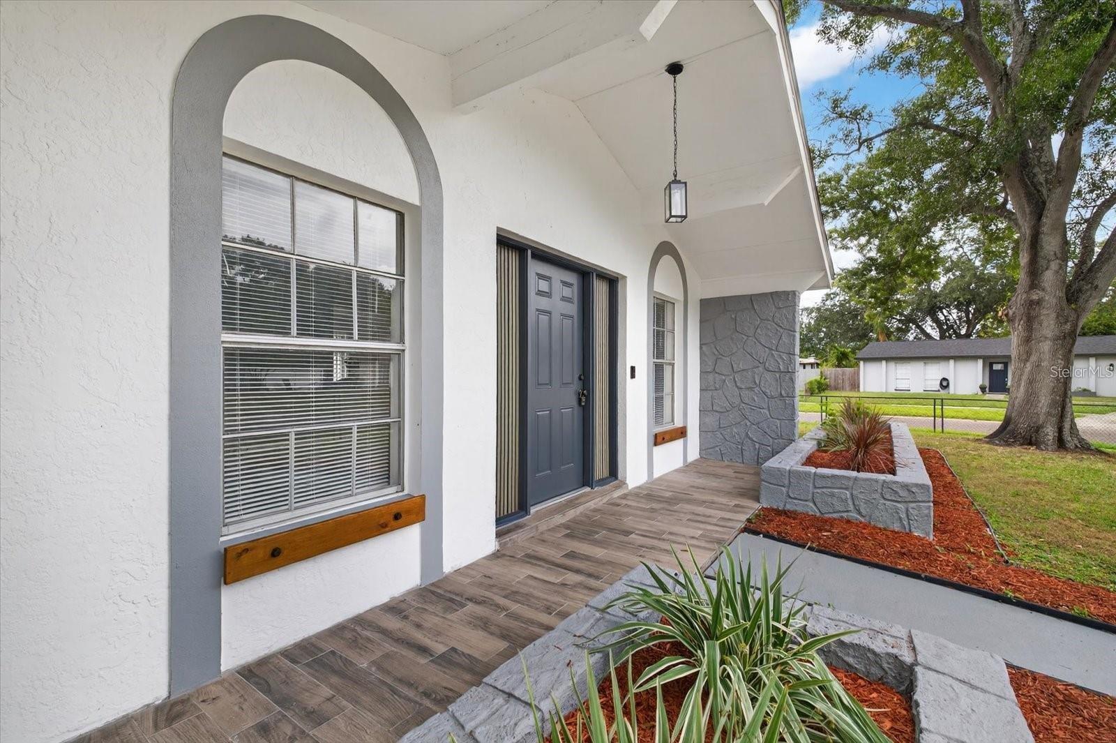 8609 FISH LAKE RD, TAMPA, FL, 33619