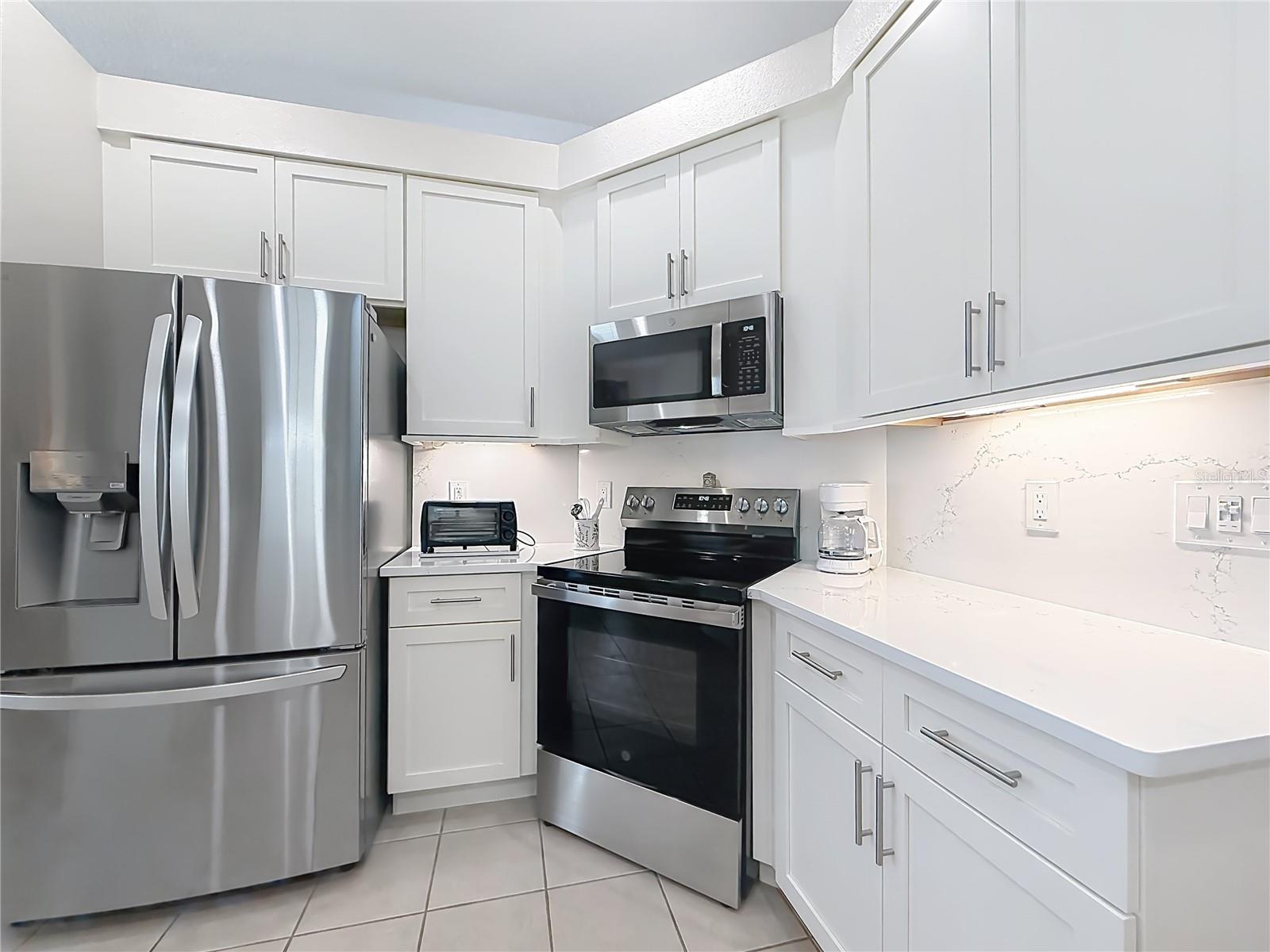 3723 MULBERRY GROVE LOOP, LEESBURG, FL, 34748