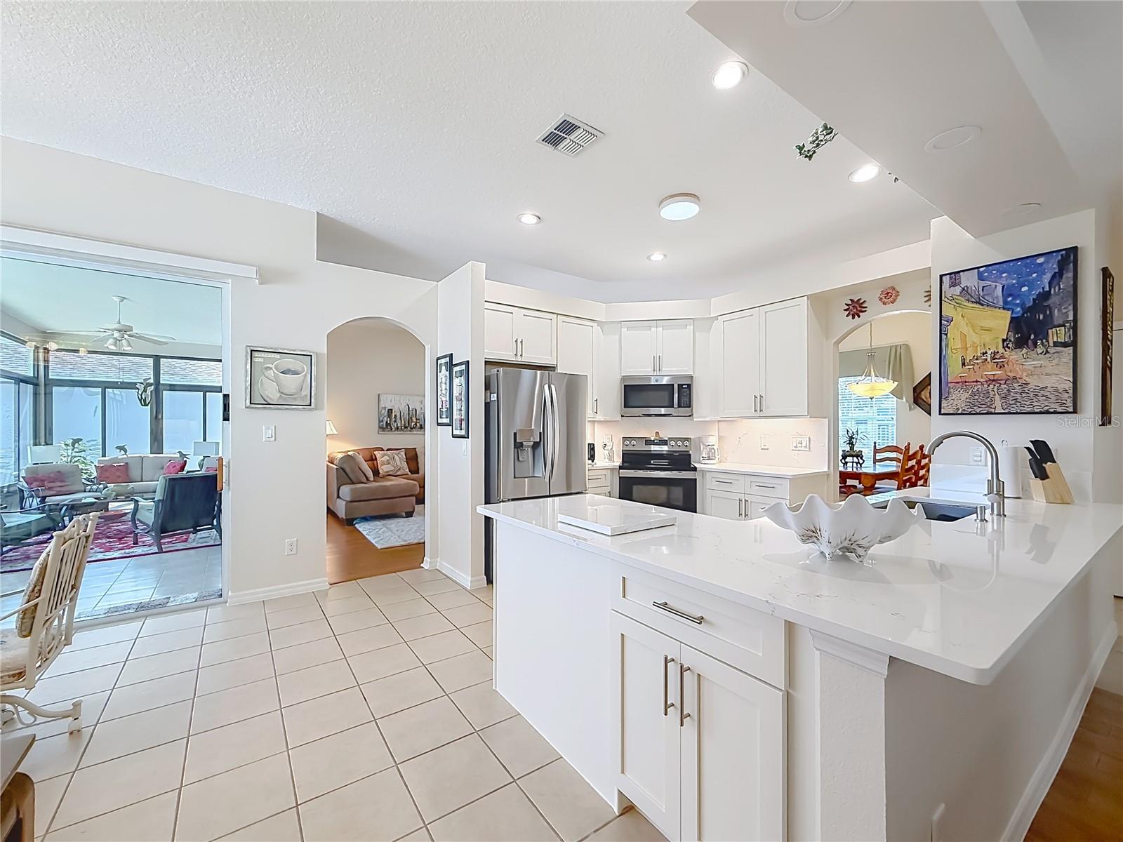 3723 MULBERRY GROVE LOOP, LEESBURG, FL, 34748