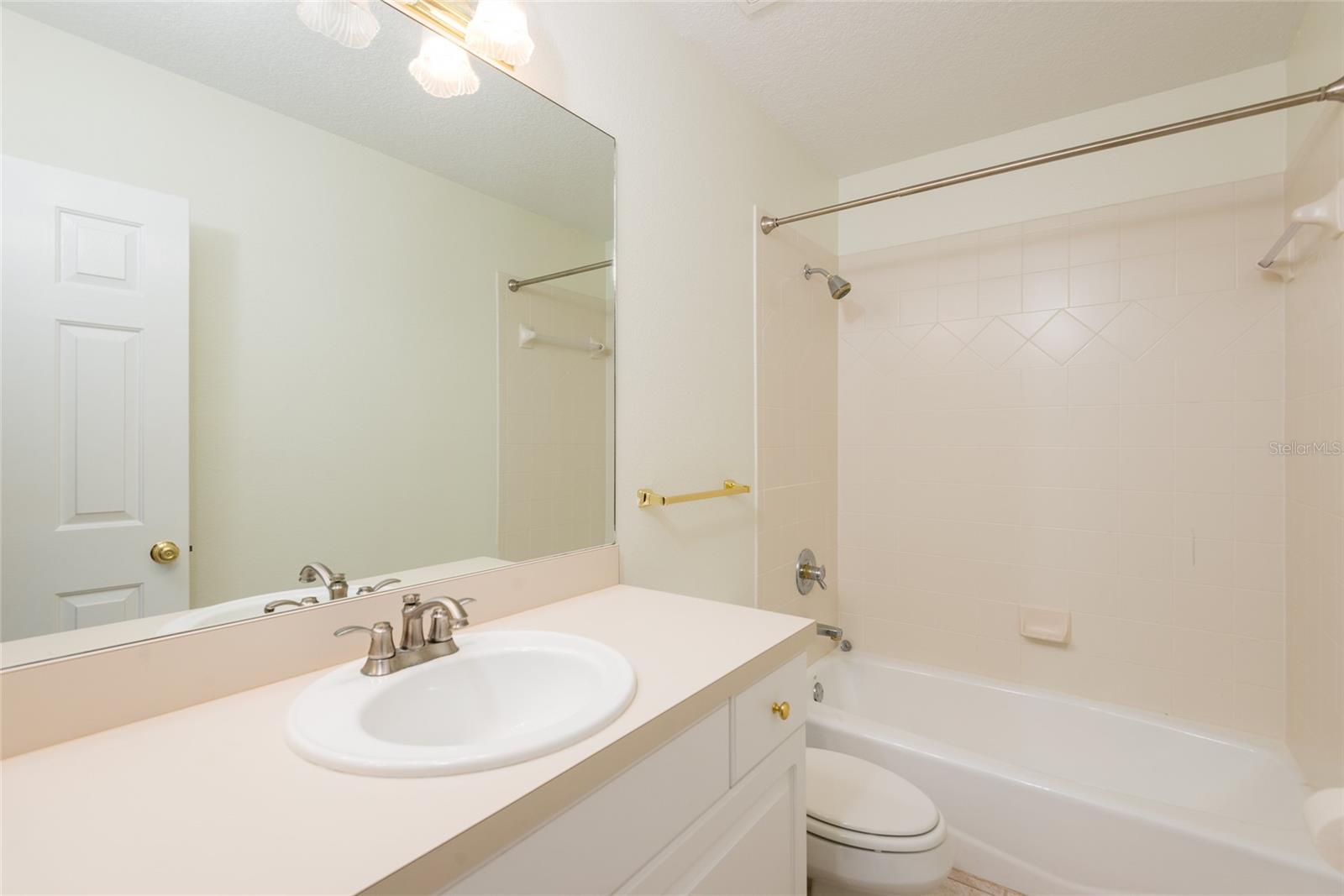 2876 BAYSHORE TRAILS DR, TAMPA, FL, 33611