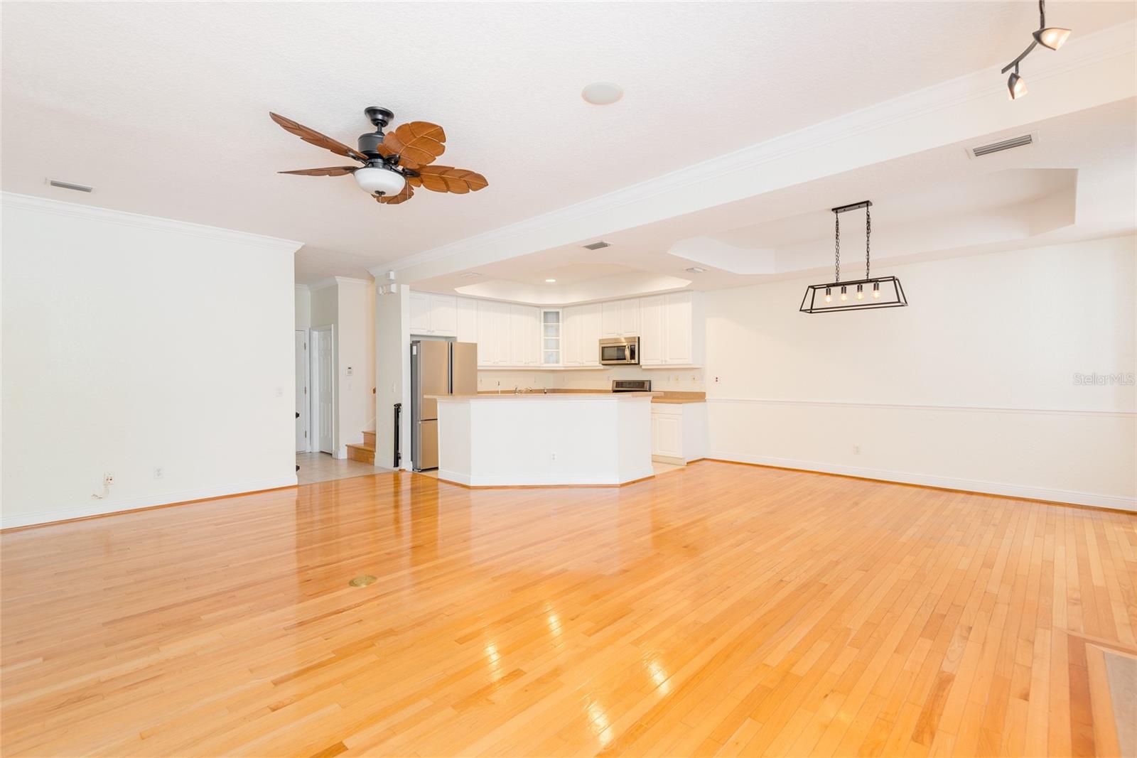 2876 BAYSHORE TRAILS DR, TAMPA, FL, 33611