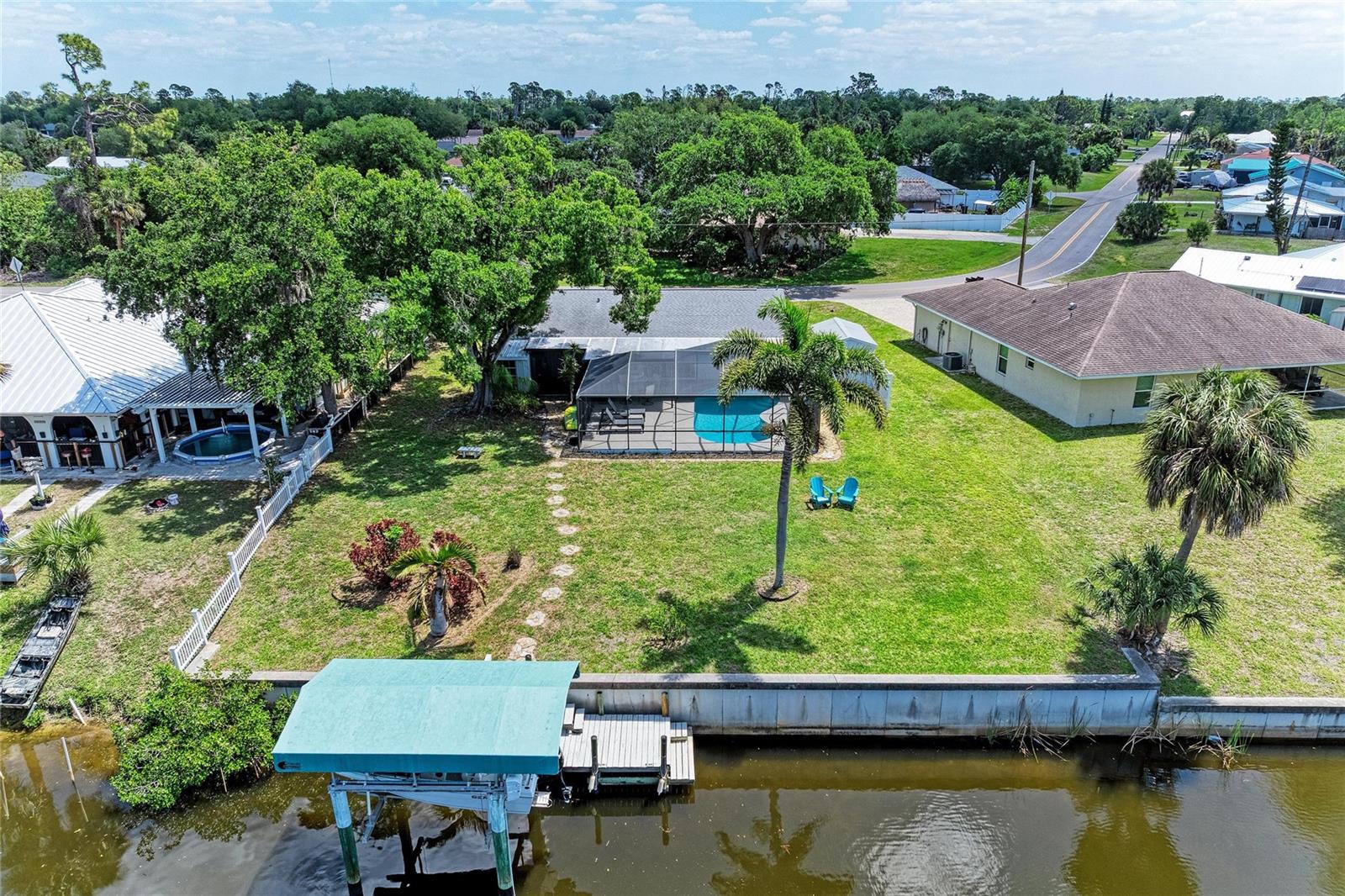 2331 CANNOLOT BLVD, PORT CHARLOTTE, FL, 33948