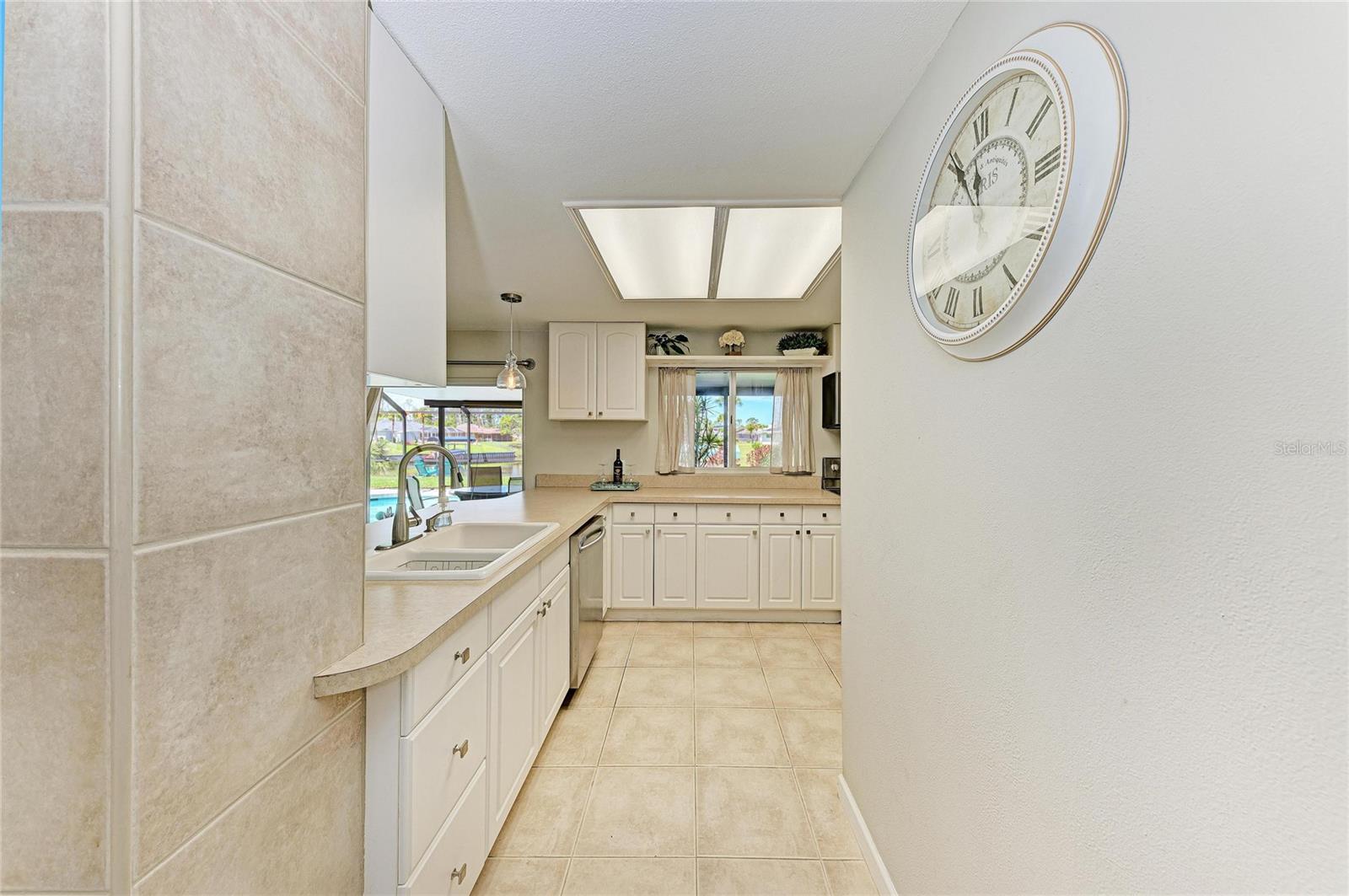 2331 CANNOLOT BLVD, PORT CHARLOTTE, FL, 33948