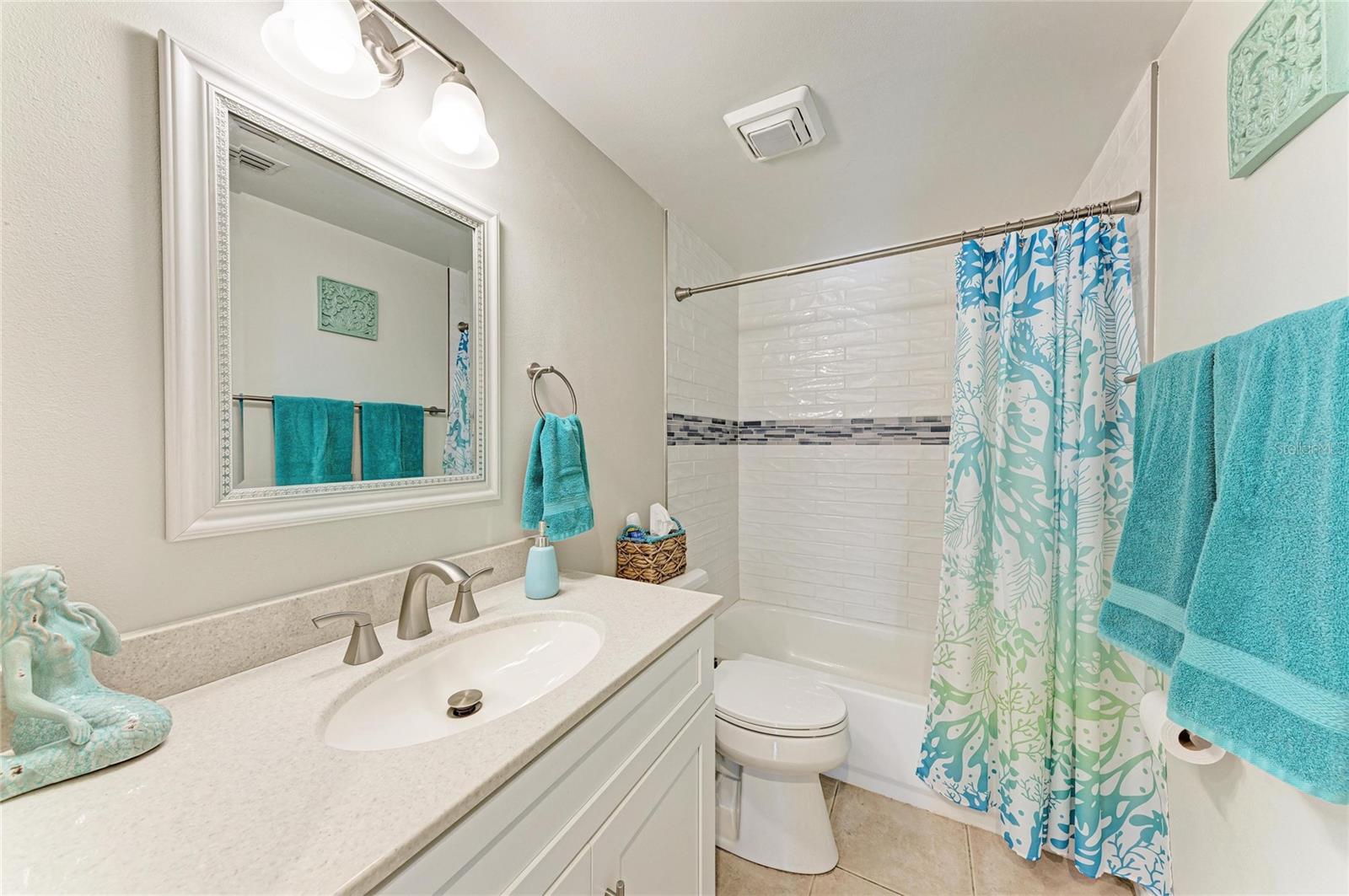 2331 CANNOLOT BLVD, PORT CHARLOTTE, FL, 33948