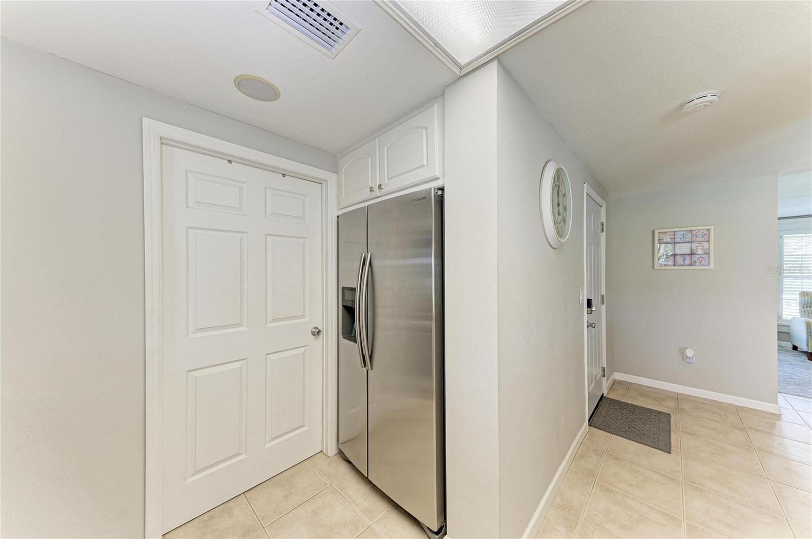 2331 CANNOLOT BLVD, PORT CHARLOTTE, FL, 33948