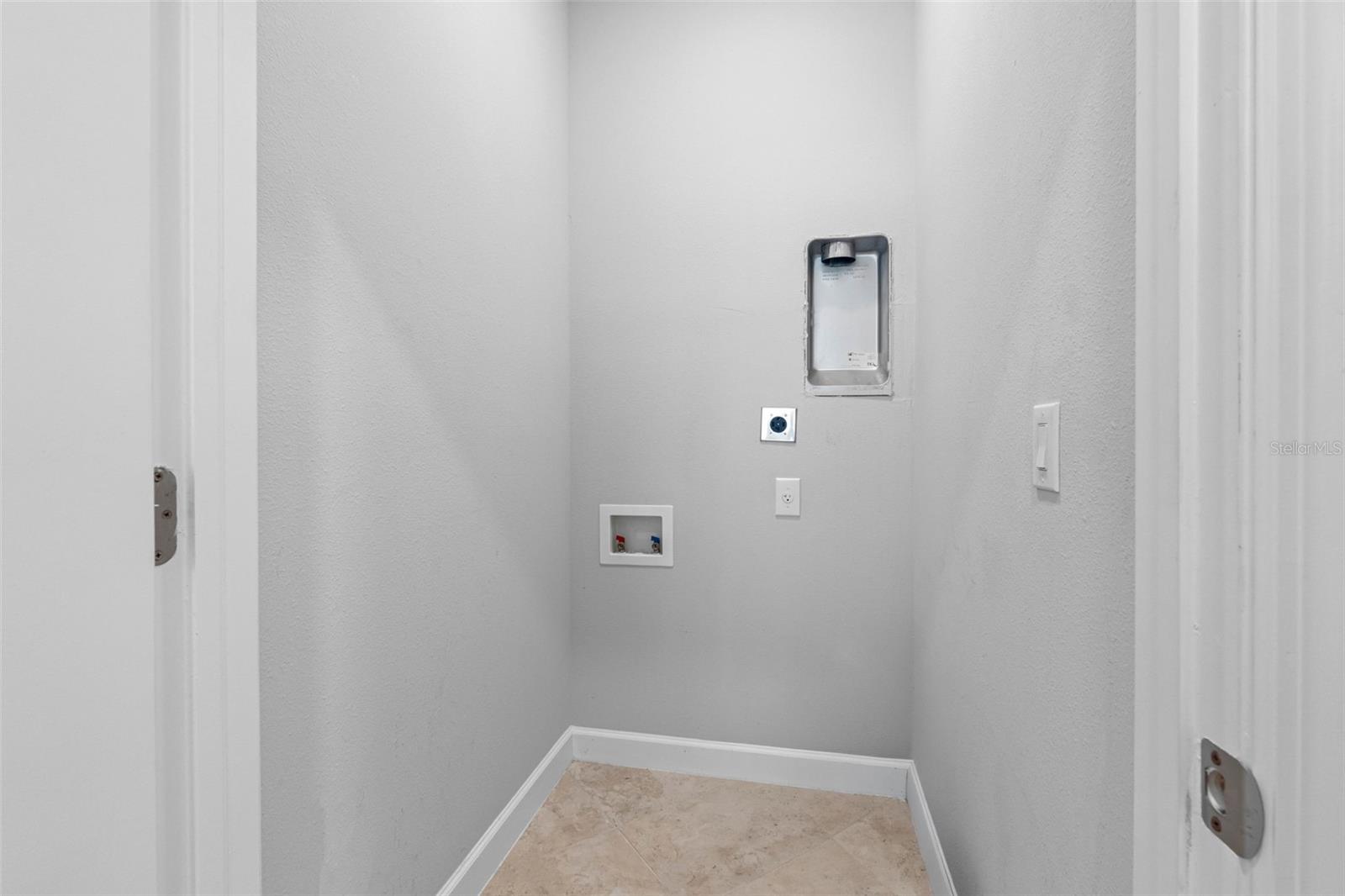 10066 VICTORY GALLOP LOOP, RUSKIN, FL, 33573