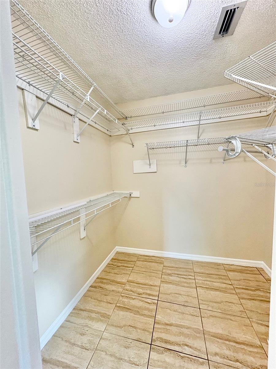 2813 ROLLING BROAK DR, ORLANDO, FL, 32837