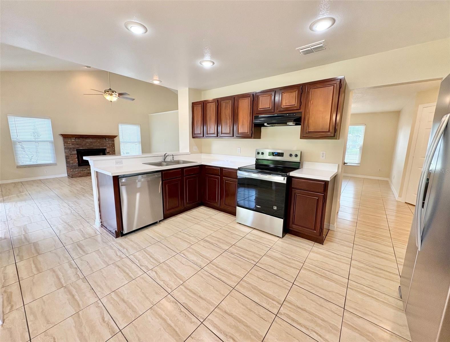 2813 ROLLING BROAK DR, ORLANDO, FL, 32837