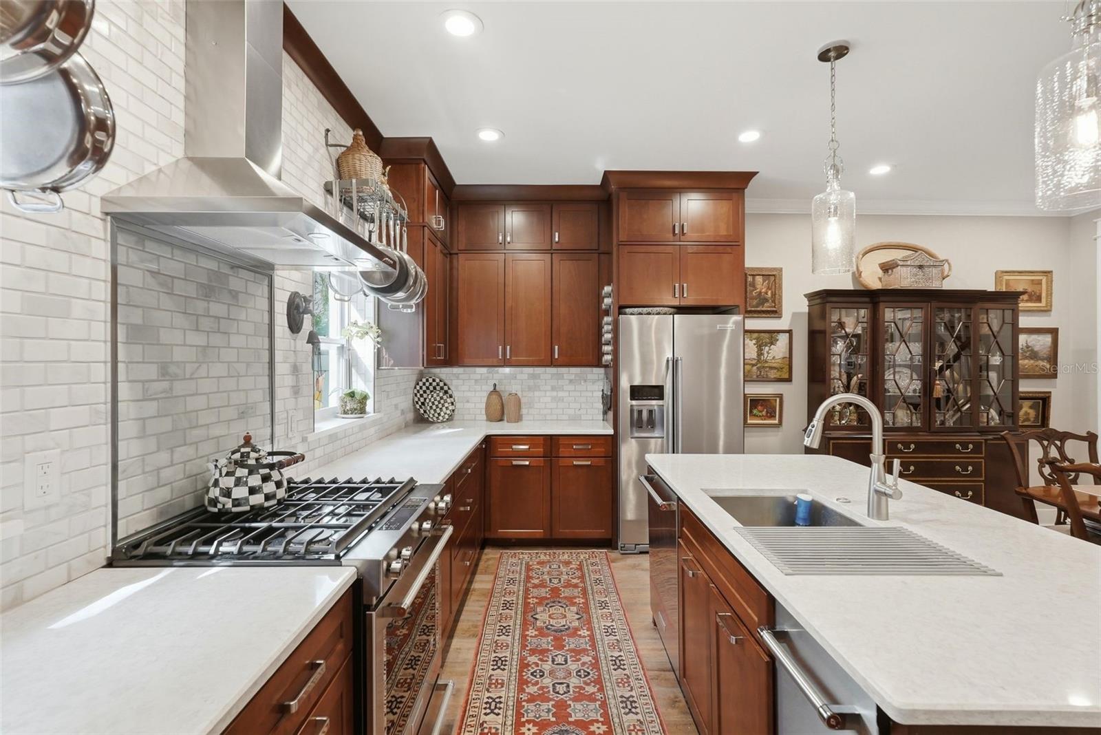 430 11TH AVE NE, ST PETERSBURG, FL, 33701