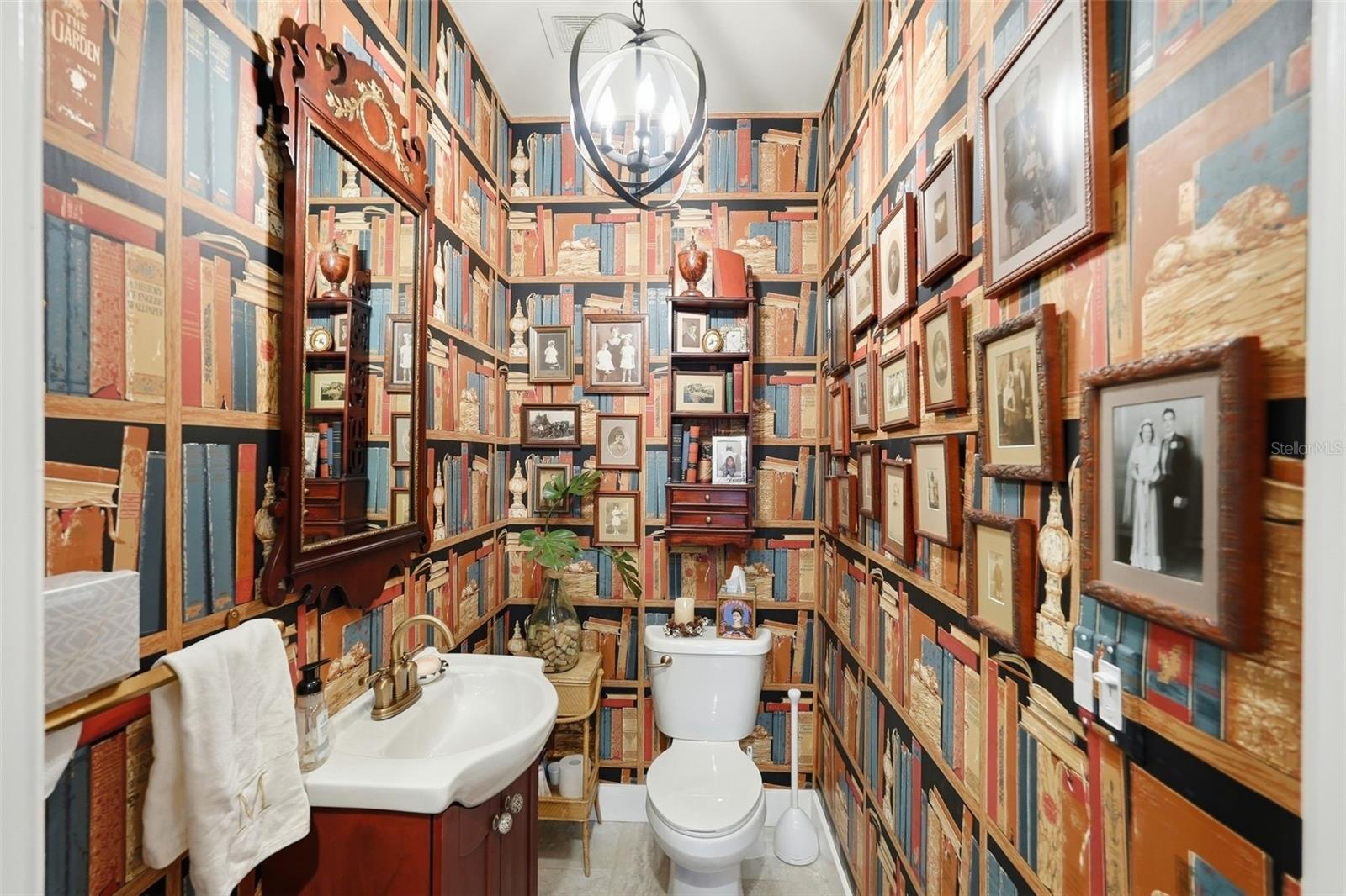 430 11TH AVE NE, ST PETERSBURG, FL, 33701