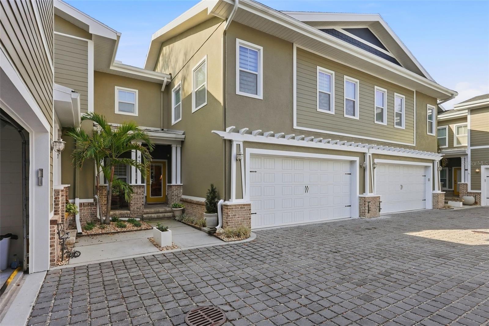 430 11TH AVE NE, ST PETERSBURG, FL, 33701