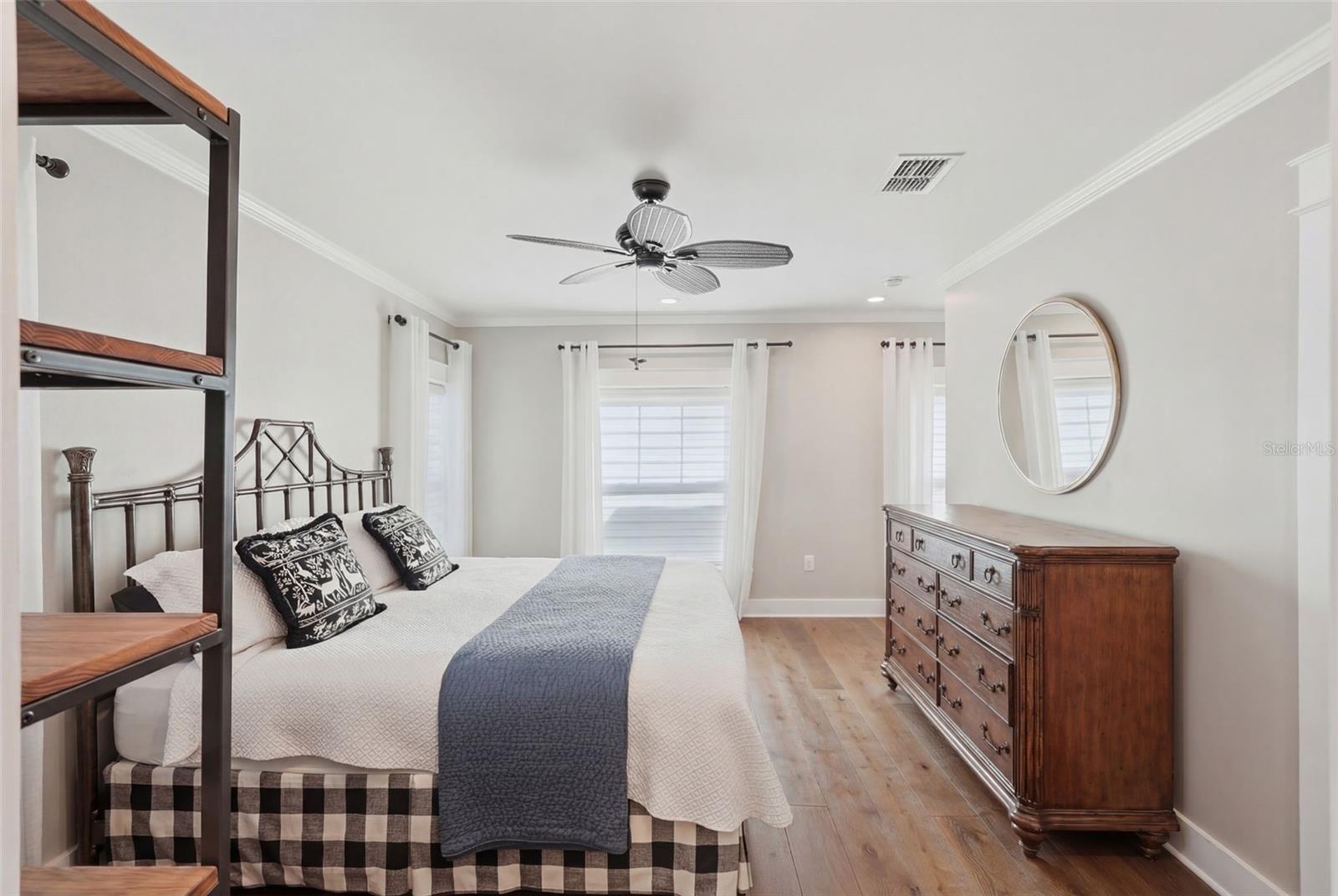 430 11TH AVE NE, ST PETERSBURG, FL, 33701