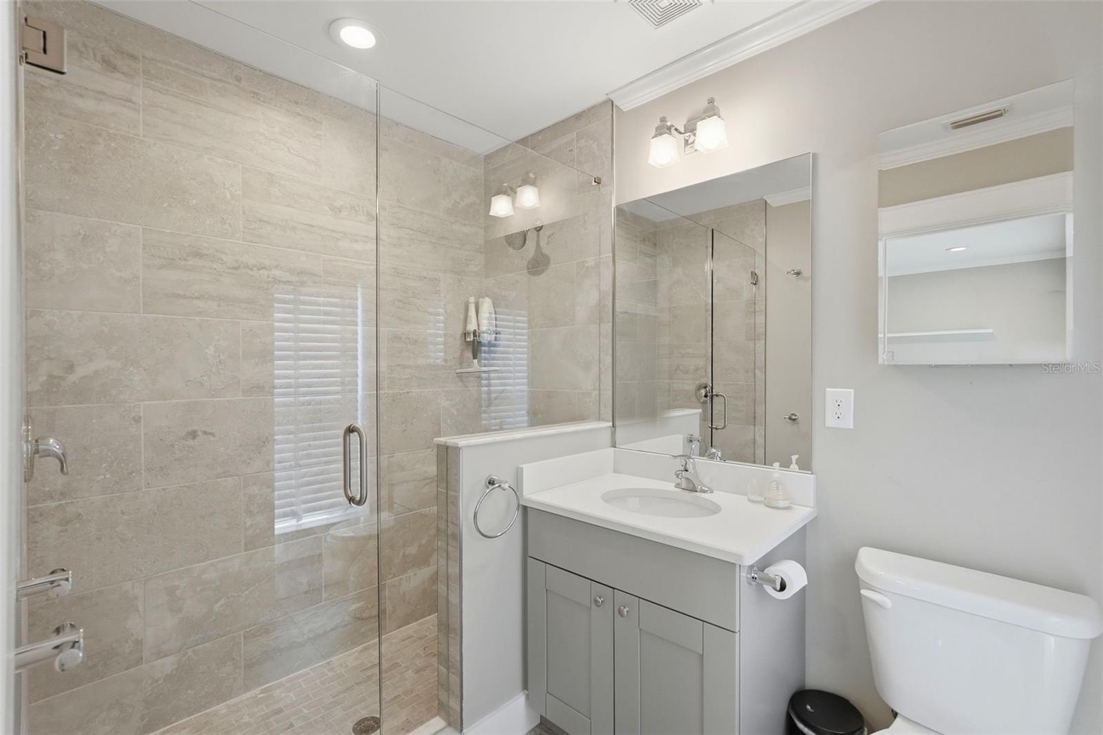 430 11TH AVE NE, ST PETERSBURG, FL, 33701