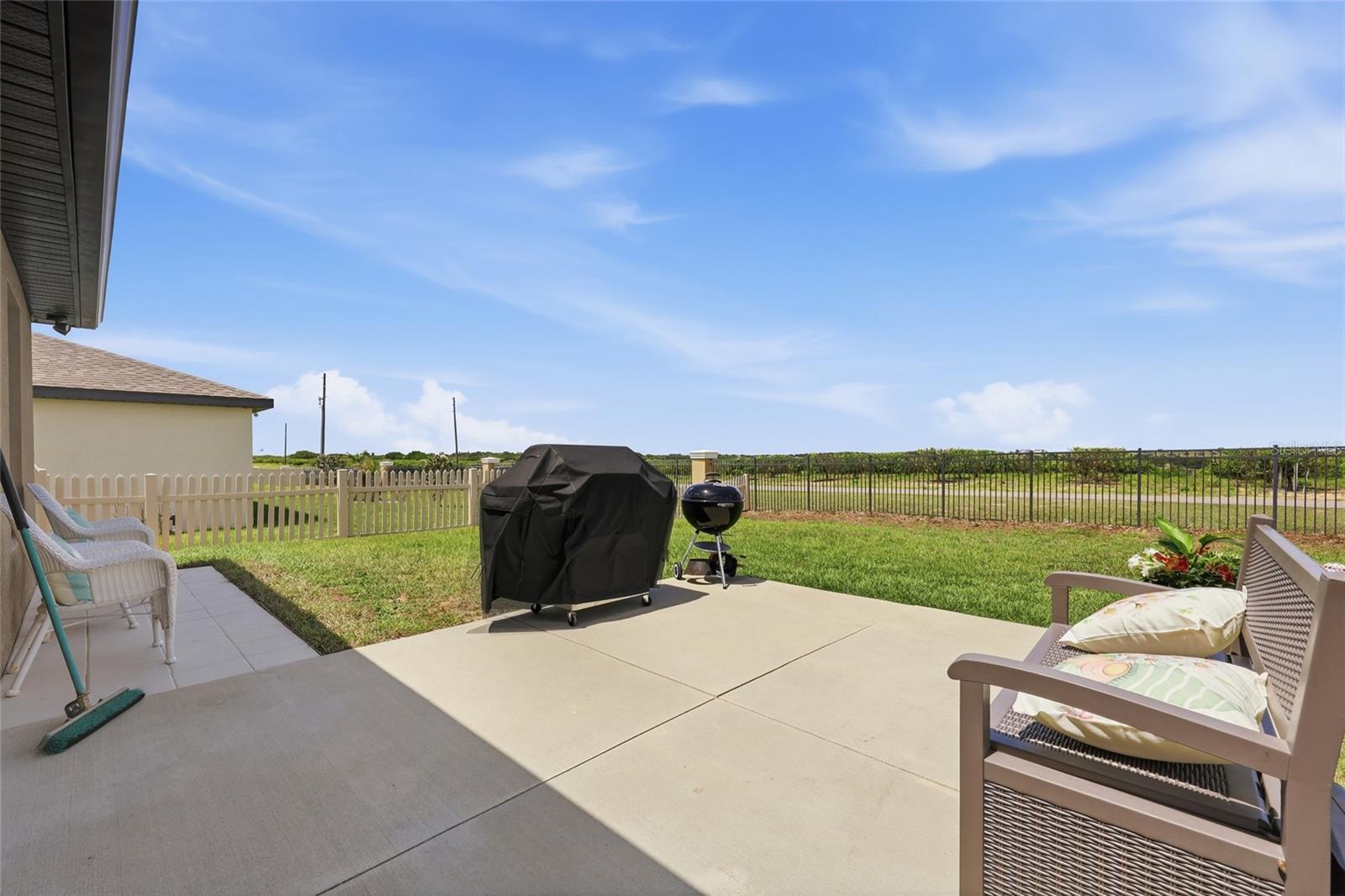 1607 SWAN LAKE CIR, DUNDEE, FL, 33838