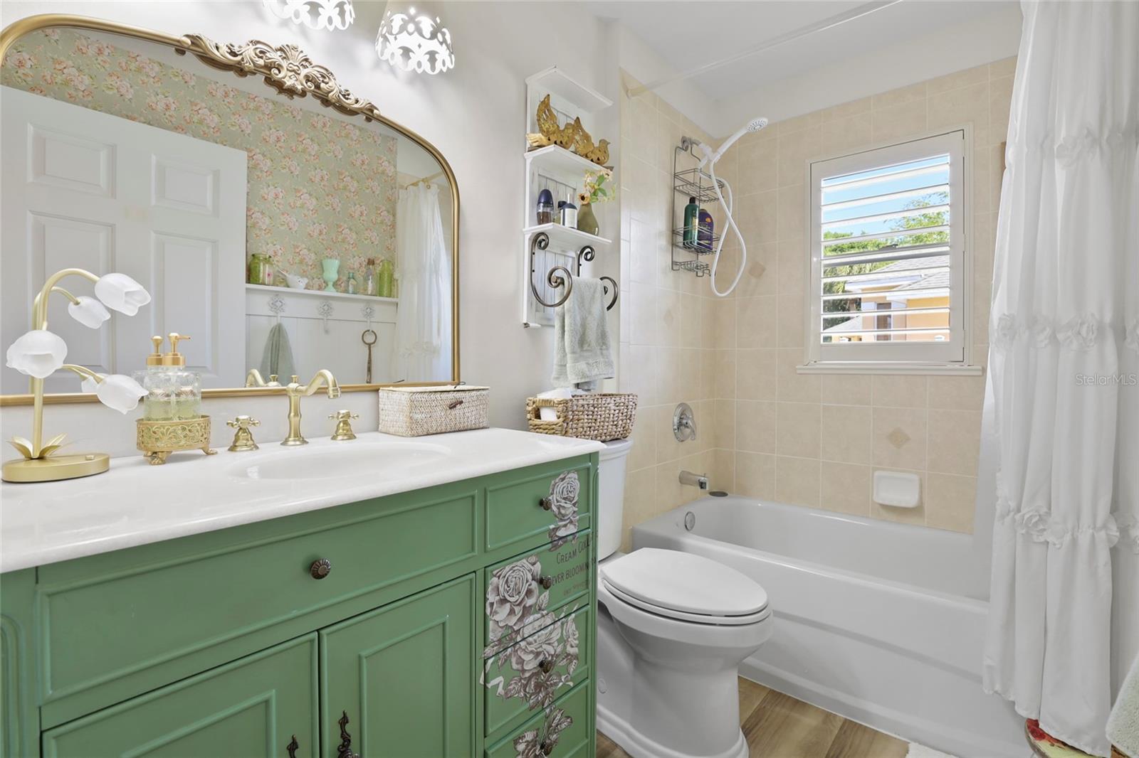 375 E TEMPLE CT SW, VERO BEACH, FL, 32968