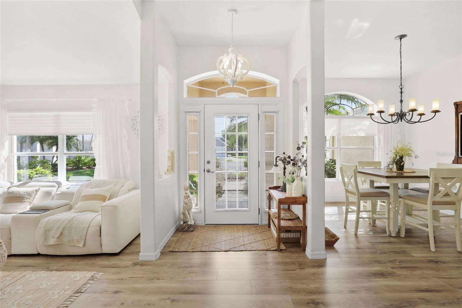 375 E TEMPLE CT SW, VERO BEACH, FL, 32968