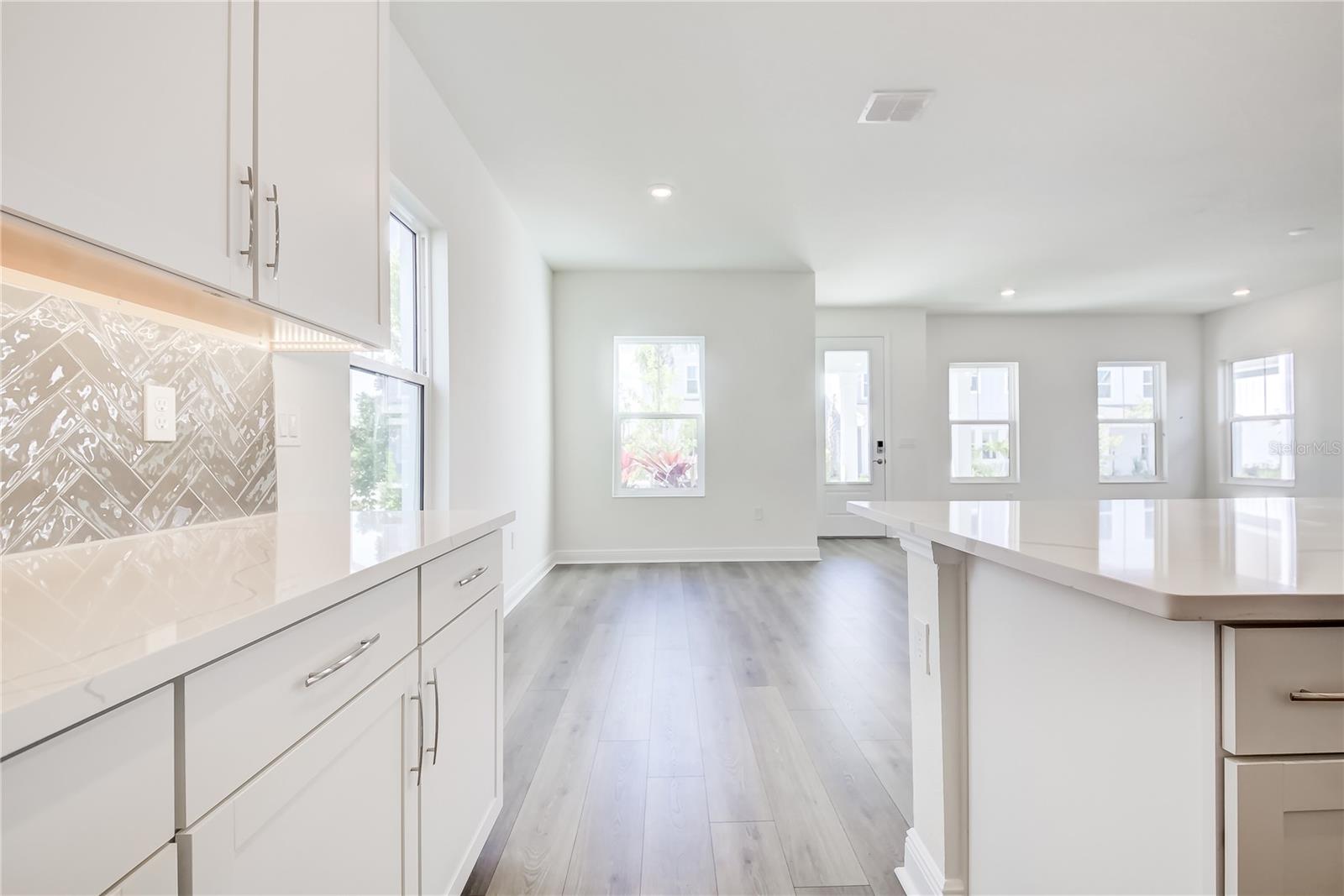 9039 DUANY LN, SARASOTA, FL, 34240