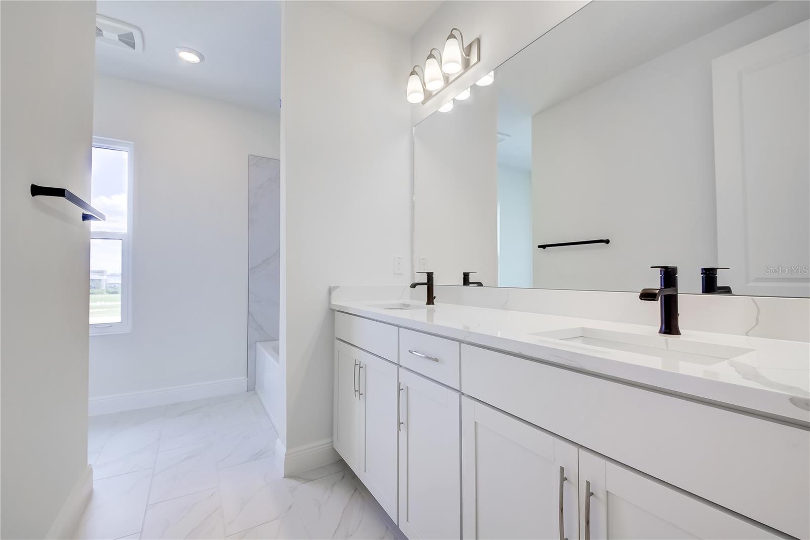 9039 DUANY LN, SARASOTA, FL, 34240